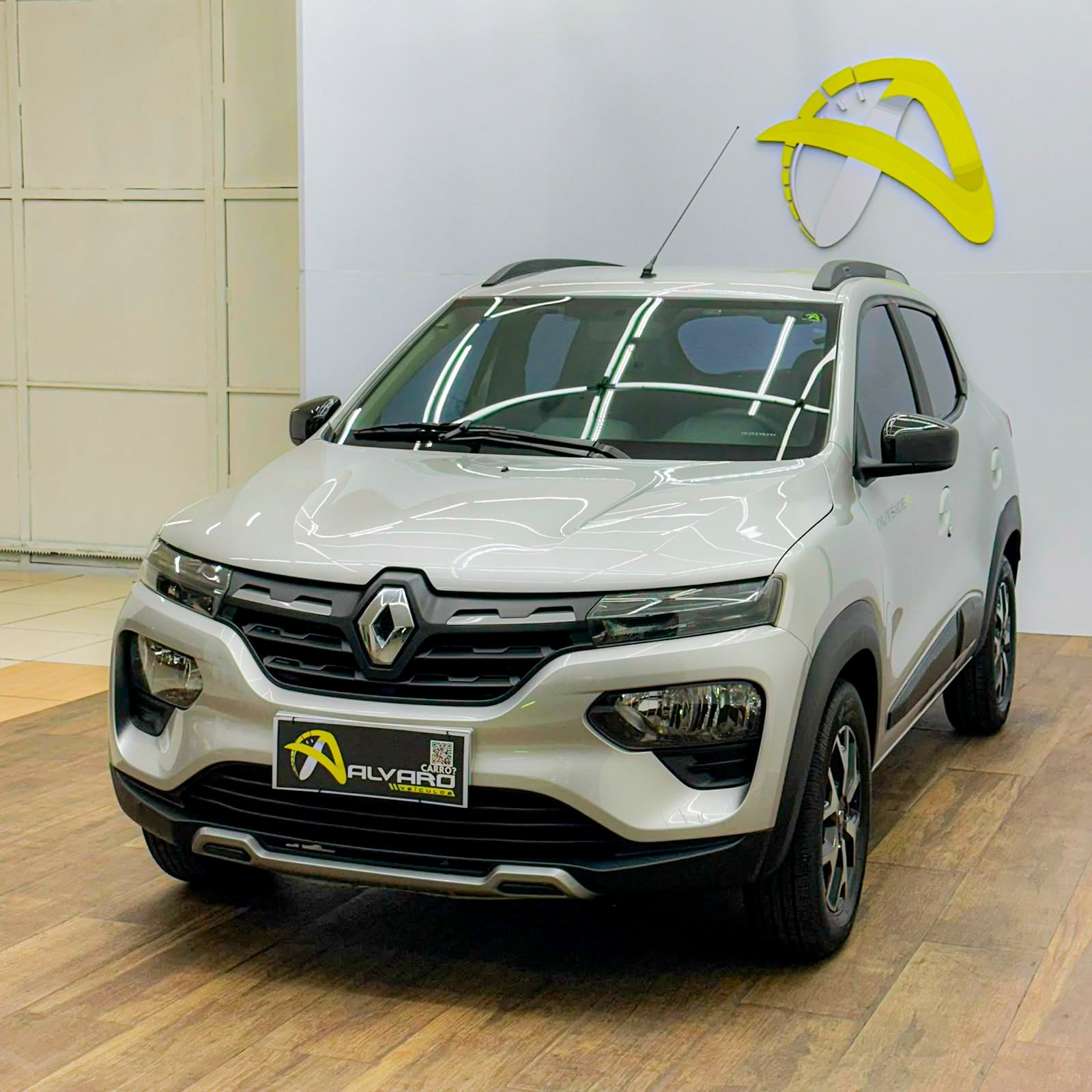 Renault Kwid Outsider 1.0 Flex 12V 5P Mec. - foto 3