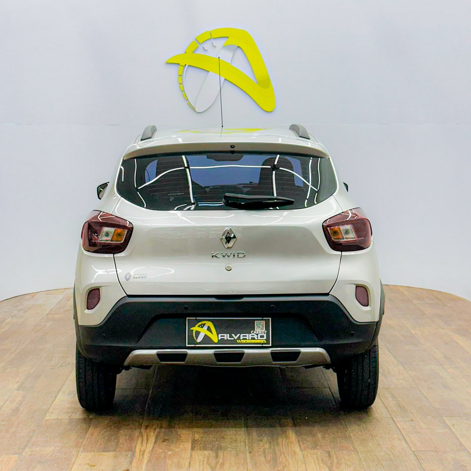 Renault Kwid Outsider 1.0 Flex 12V 5P Mec. - foto 5