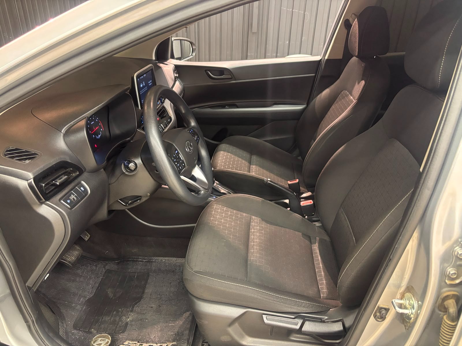 Hyundai HB20 Comfort 1.0 Tb Flex 12V Automático - foto 14