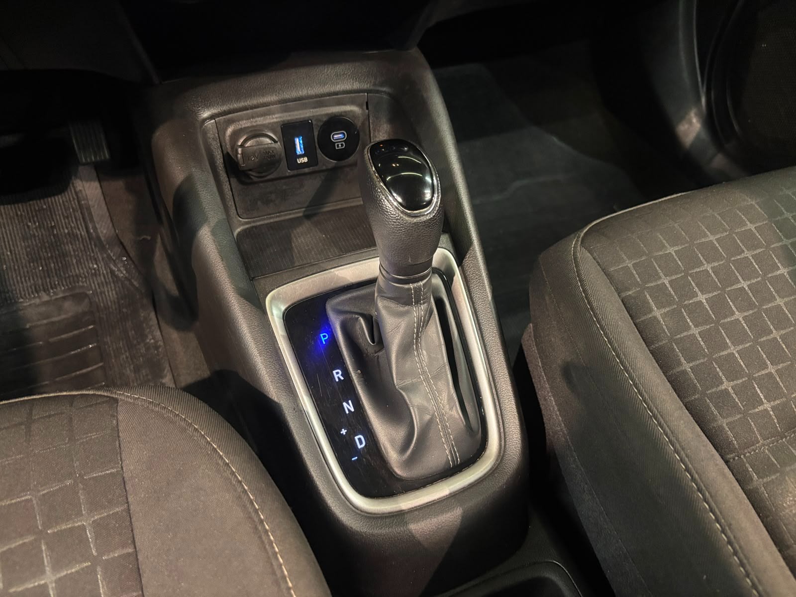 Hyundai HB20 Comfort 1.0 Tb Flex 12V Automático - foto 12