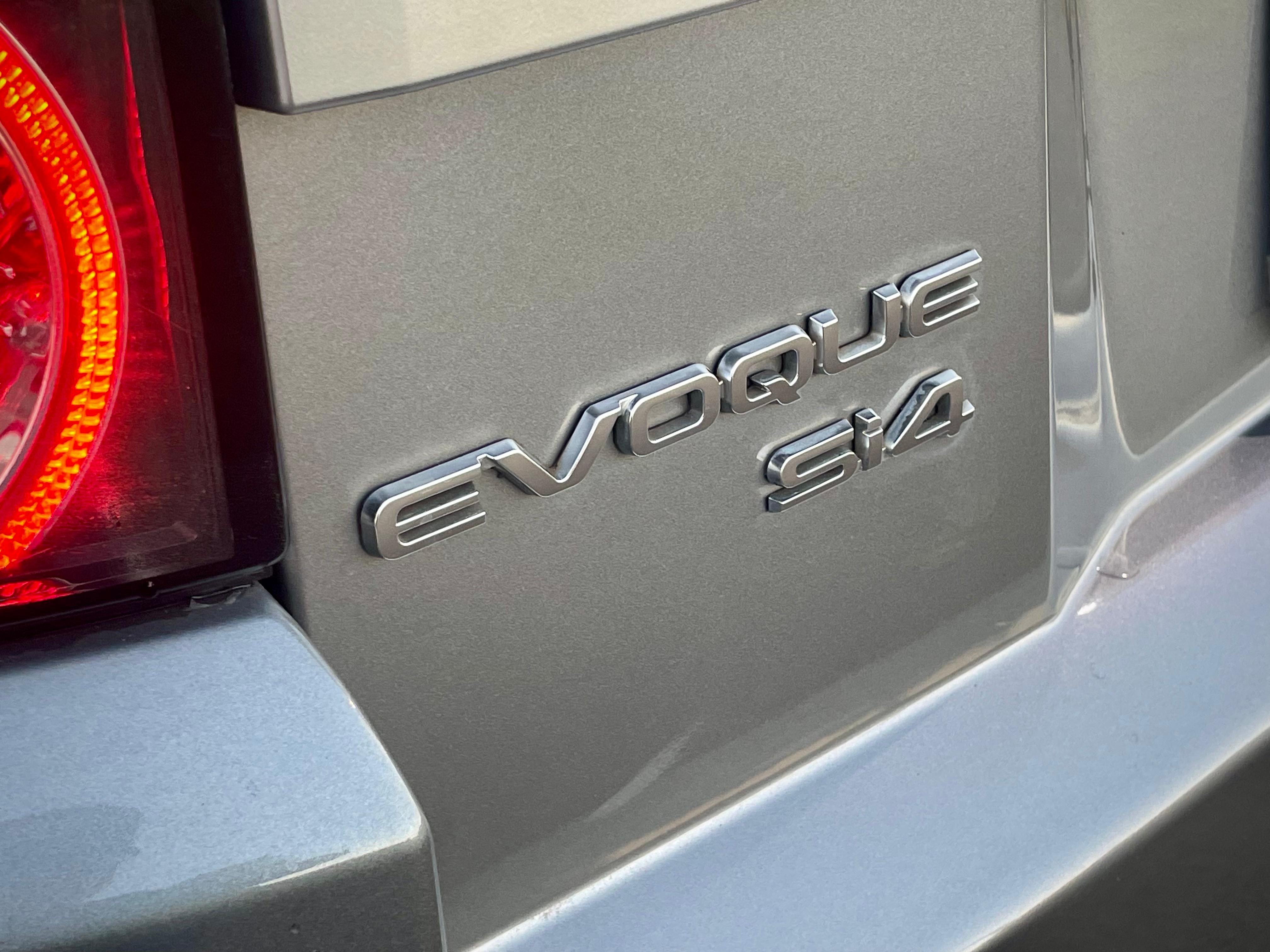 Land Rover Range Rover Range R.evoque Prestige Tech 2.0 Automático 5P - foto 13