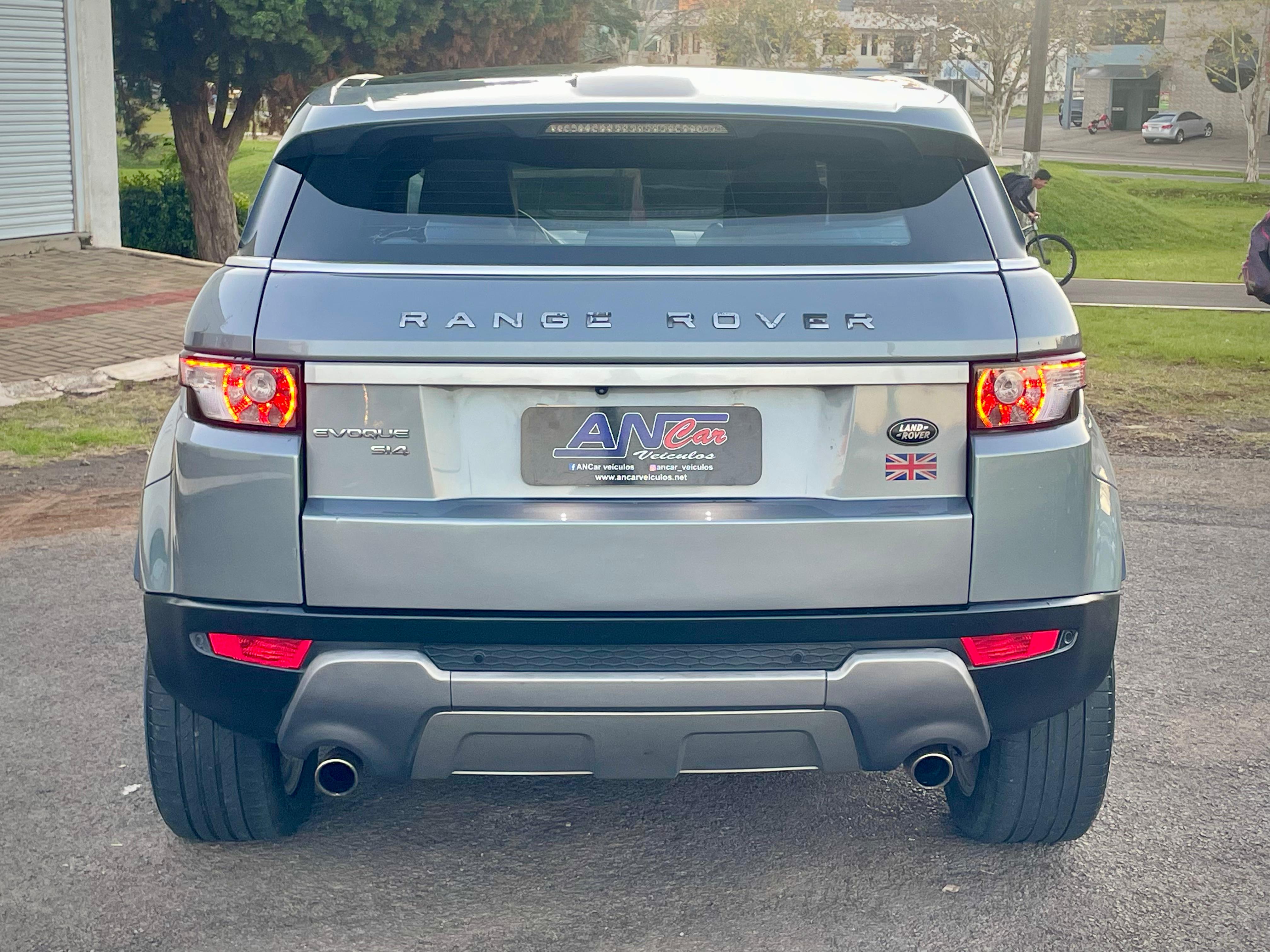 Land Rover Range Rover Range R.evoque Prestige Tech 2.0 Automático 5P - foto 7