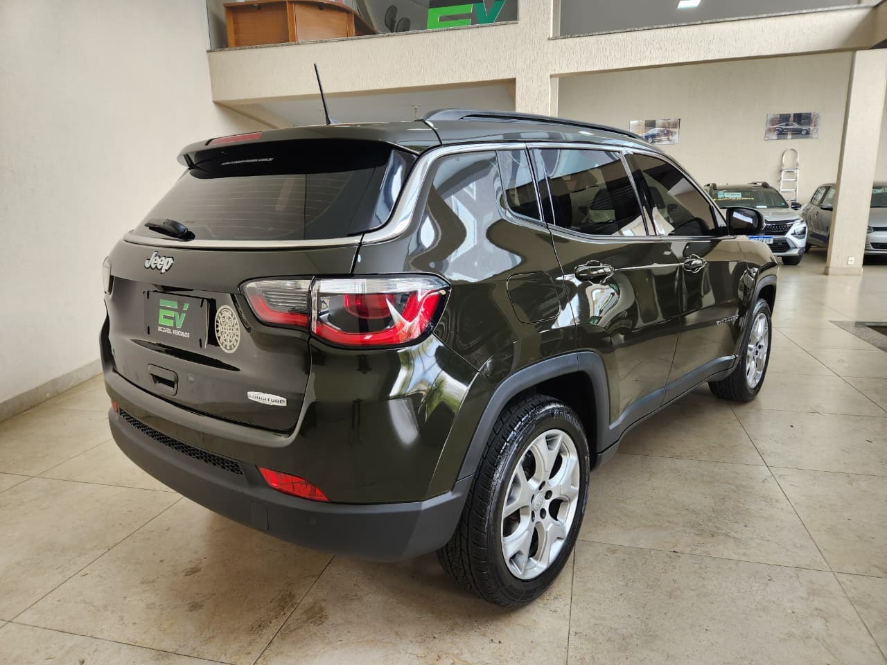 Jeep Compass Longitude 2.0 4X2 Flex 16V Aut. - foto 4