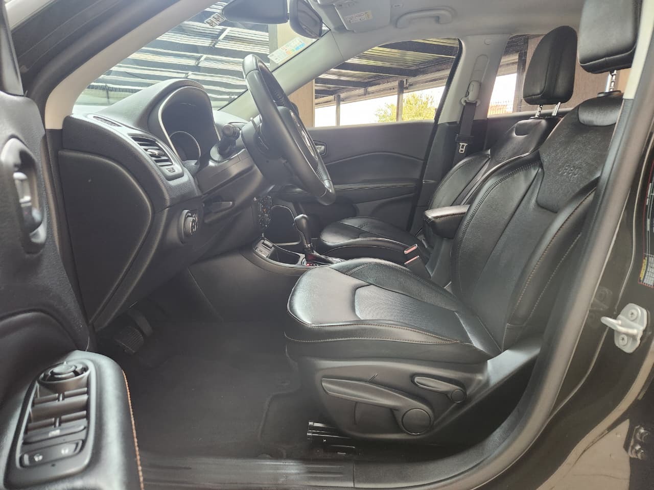 Jeep Compass Longitude 2.0 4X2 Flex 16V Aut. - foto 11