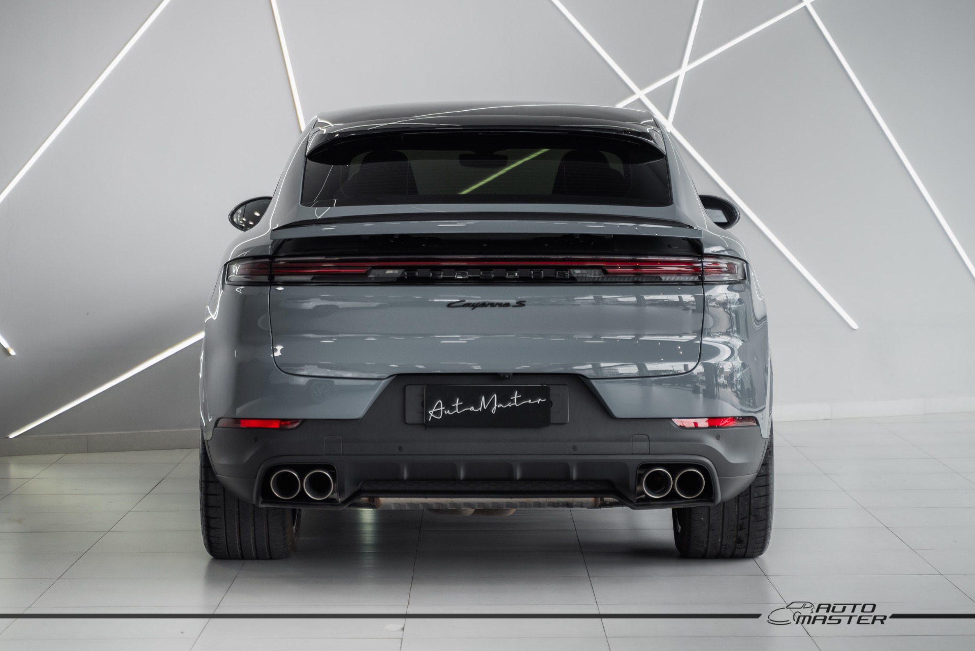 Porsche Cayenne 2024