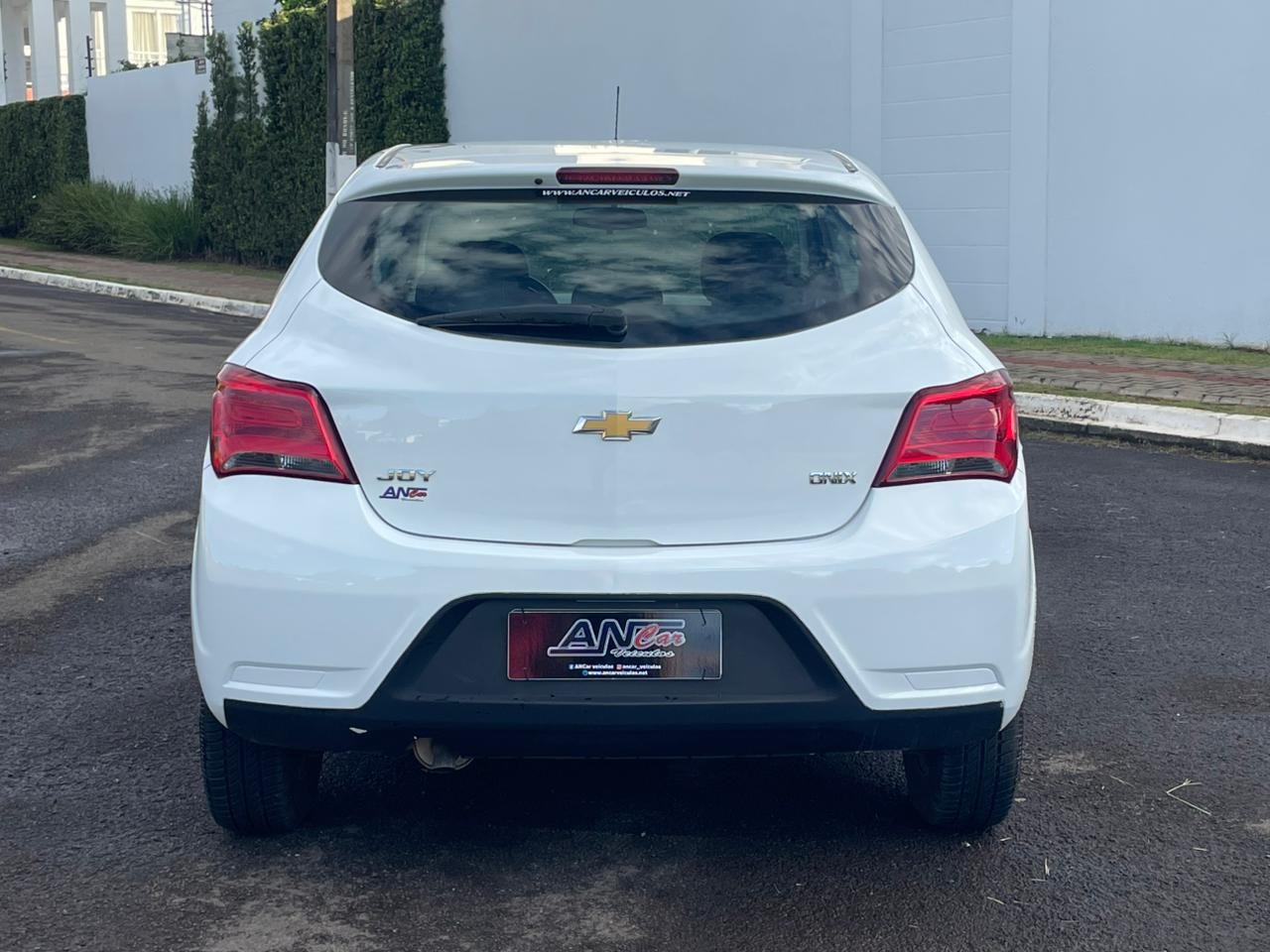 Chevrolet Onix Hatch Joy 1.0 8V Flex 5P Mec. - foto 5