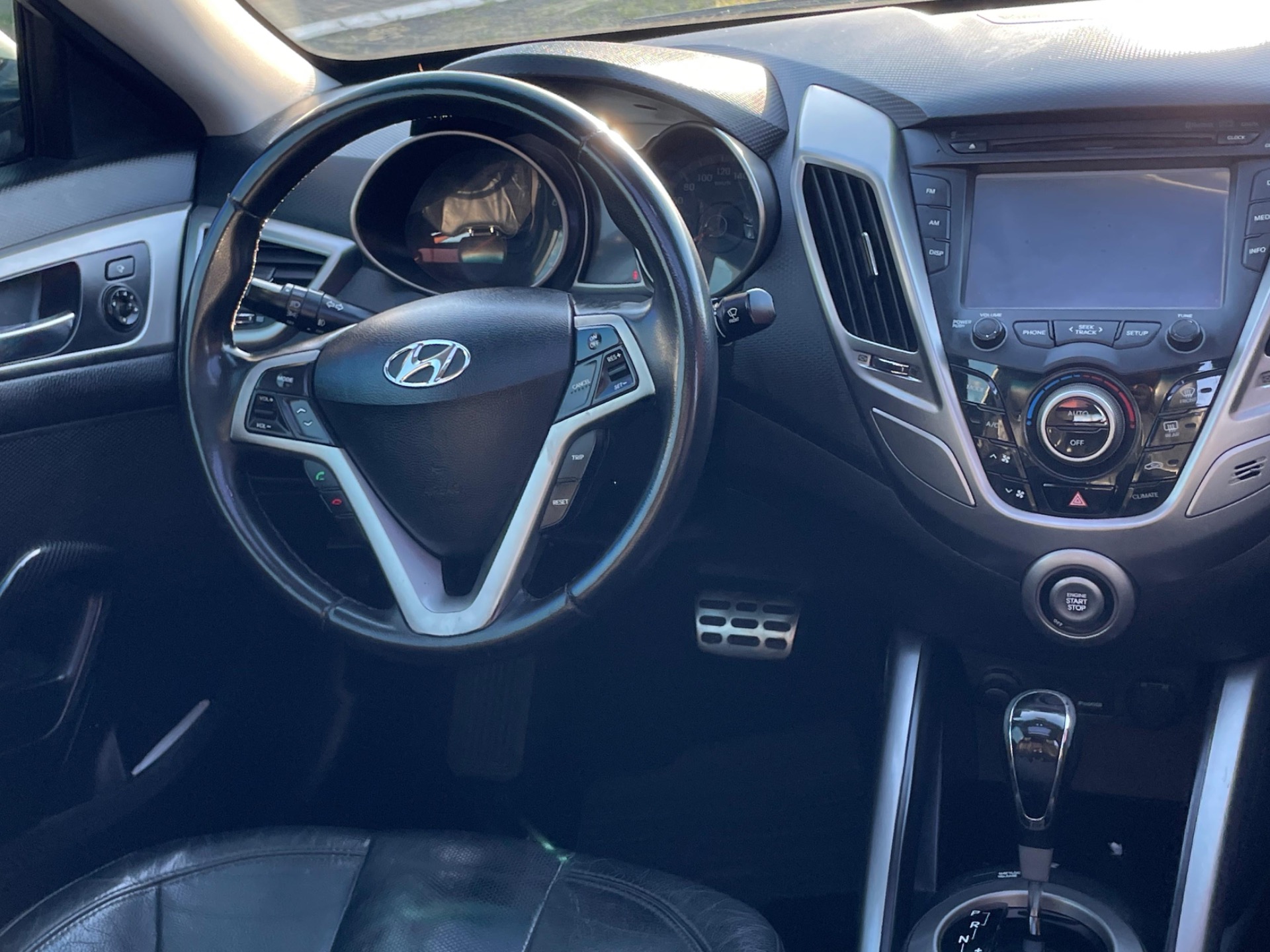 Hyundai Veloster 1.6 16V 140cv Aut. - foto 8