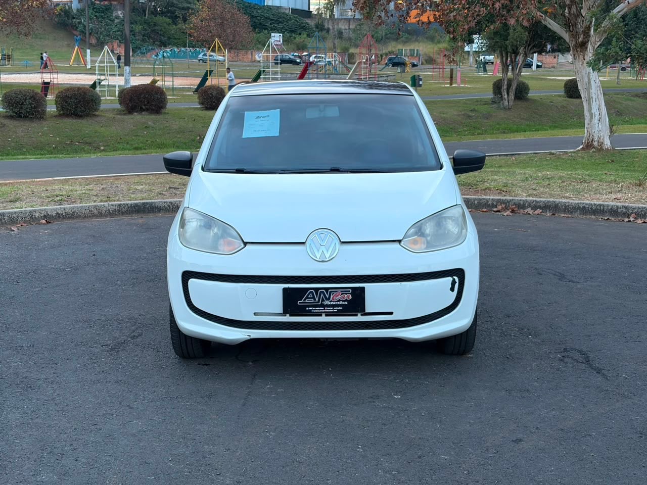 Volkswagen Up! Take 1.0 T. Flex 12V 3P - foto 2
