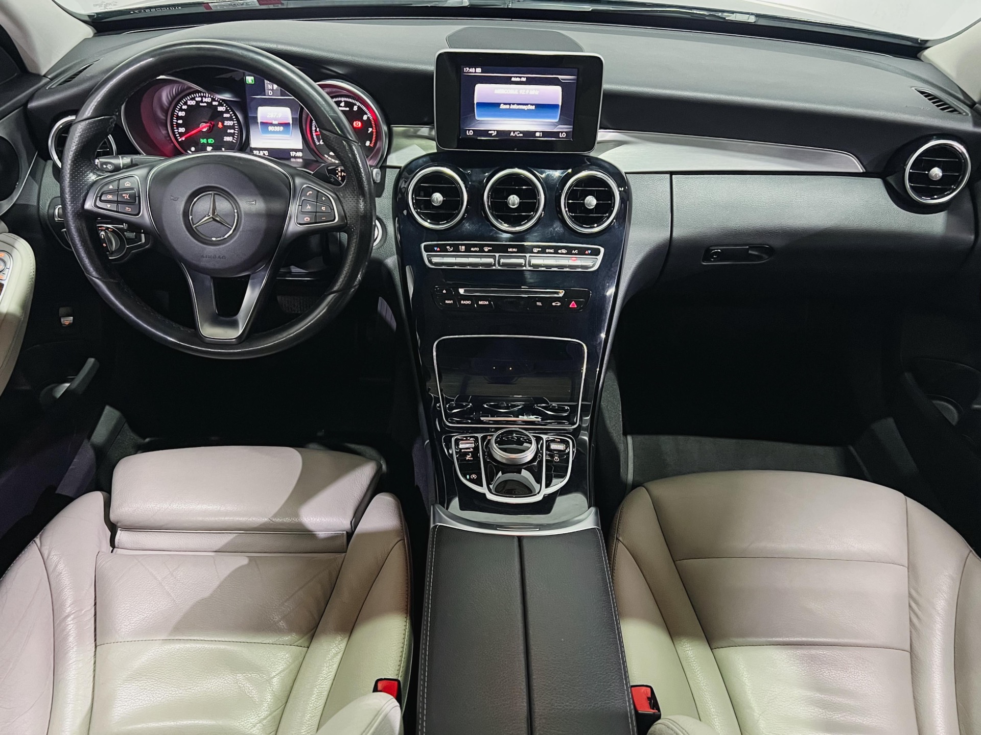 Mercedes-Benz Classe C C 250 C 250 Avantgarde 2.0 Tb 211cv Aut. - foto 10