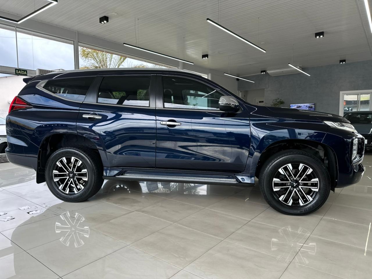 Mitsubishi Pajero Sport Hpe 2.4 4X4 Diesel Aut. - foto 13