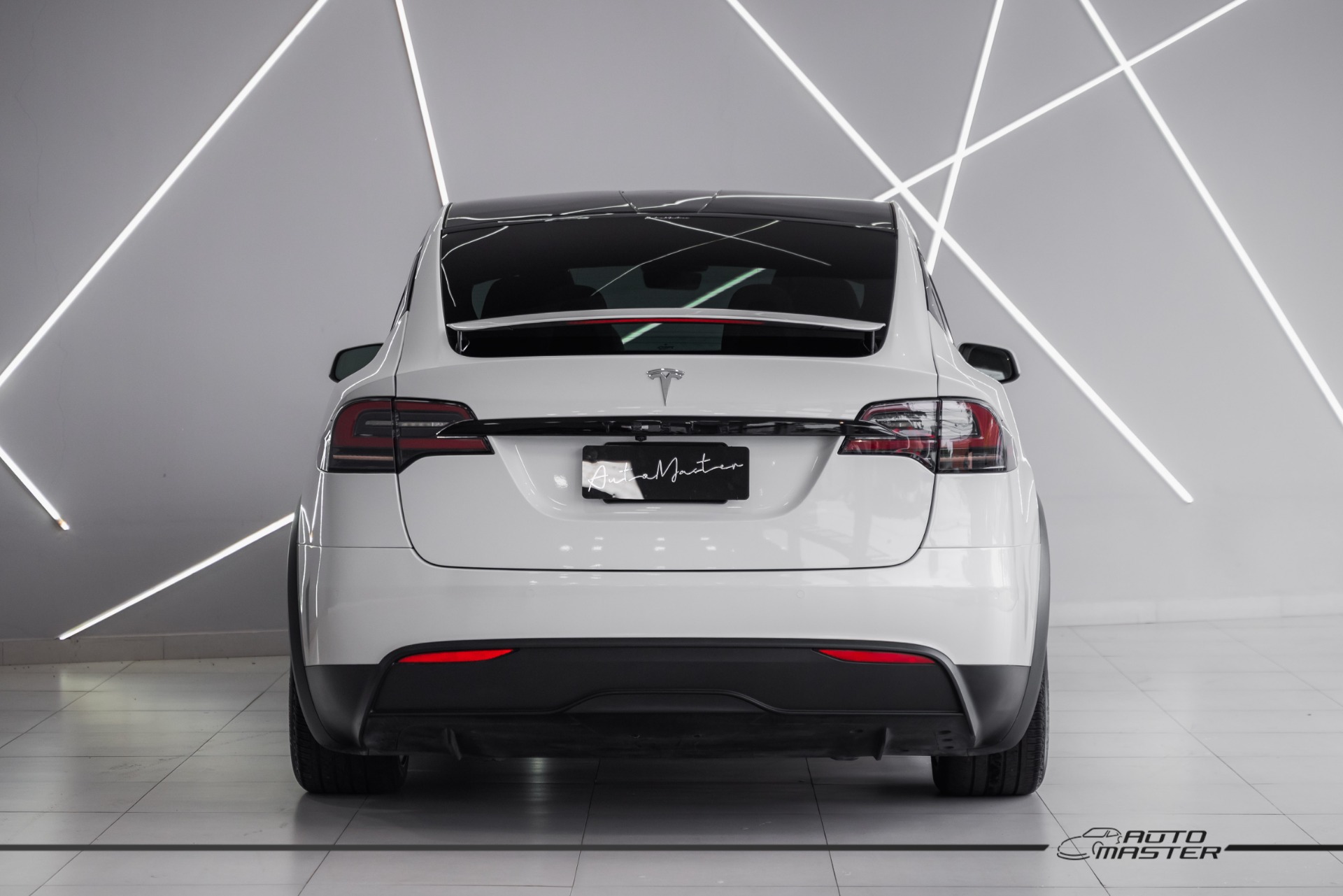 Tesla Model X 2023