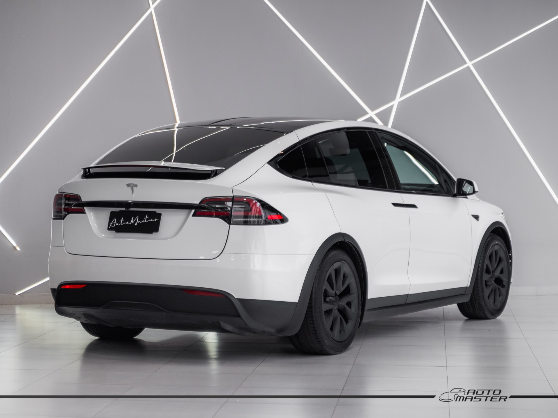 Tesla Model X 2023