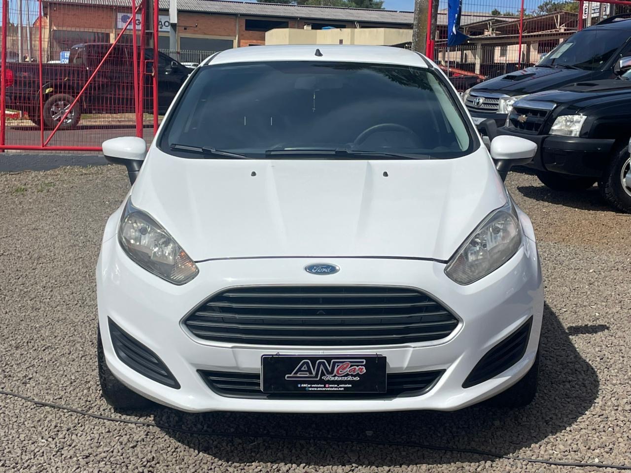 Ford Fiesta 1.5 16V Flex Mec. 5P - foto 2