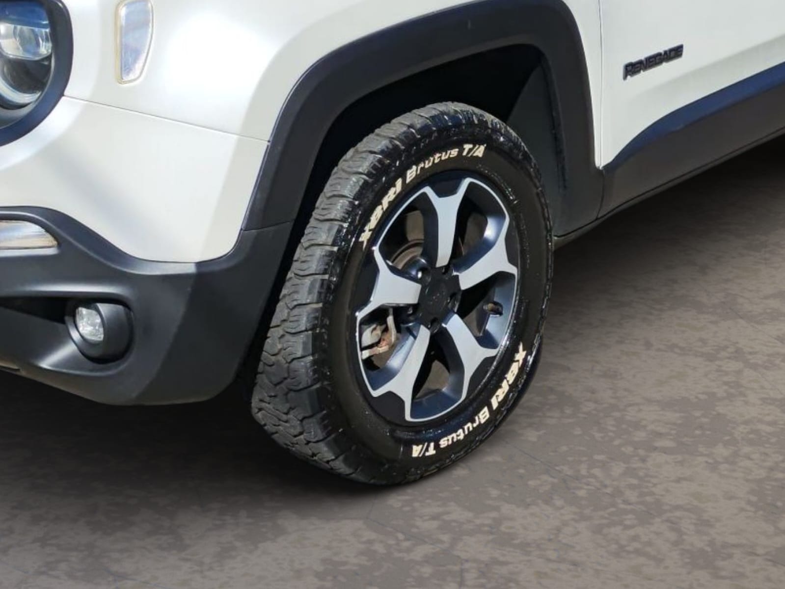 Jeep Renegade Trailhawk 2.0 4X4 Tb Diesel Automático - foto 6