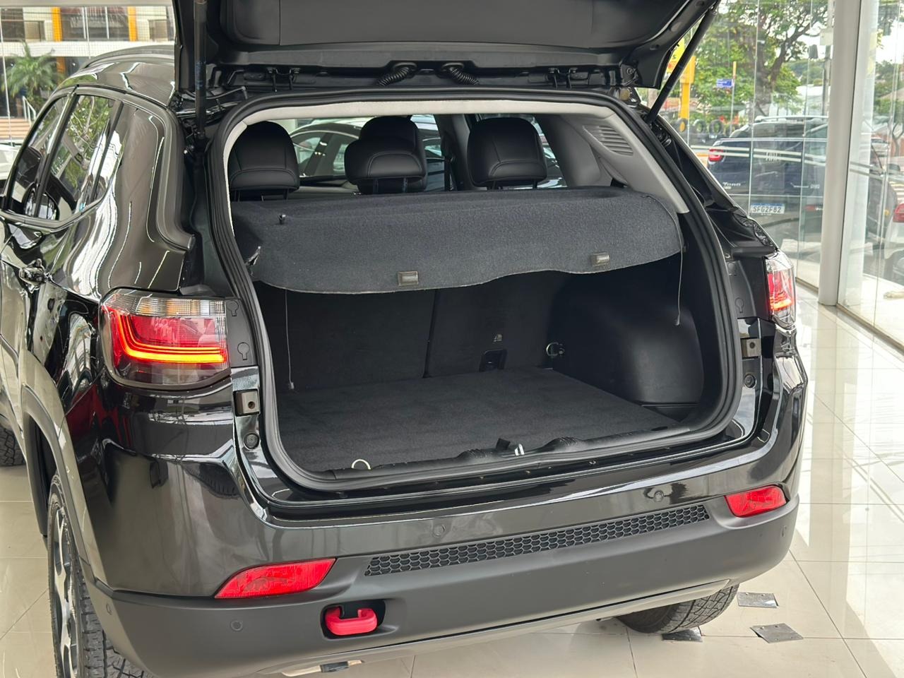 Jeep Compass Trailhawk Td350 2.0 4X4 Die. Automático - foto 13