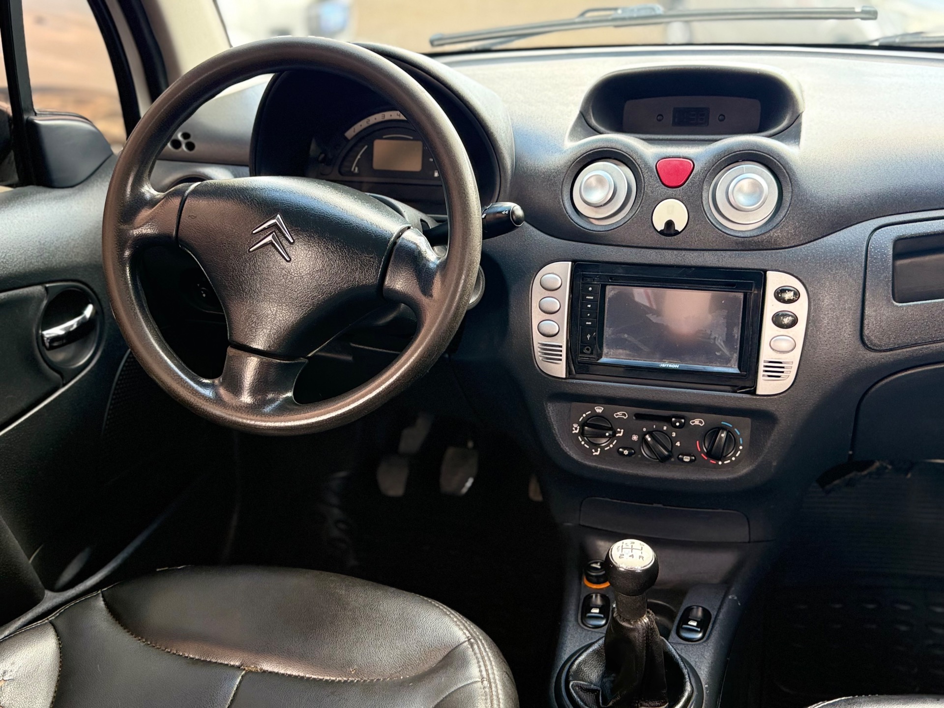 Citroën C3 Glx 1.4 Glx Sonora 1.4 Flex 8V 5P - foto 8