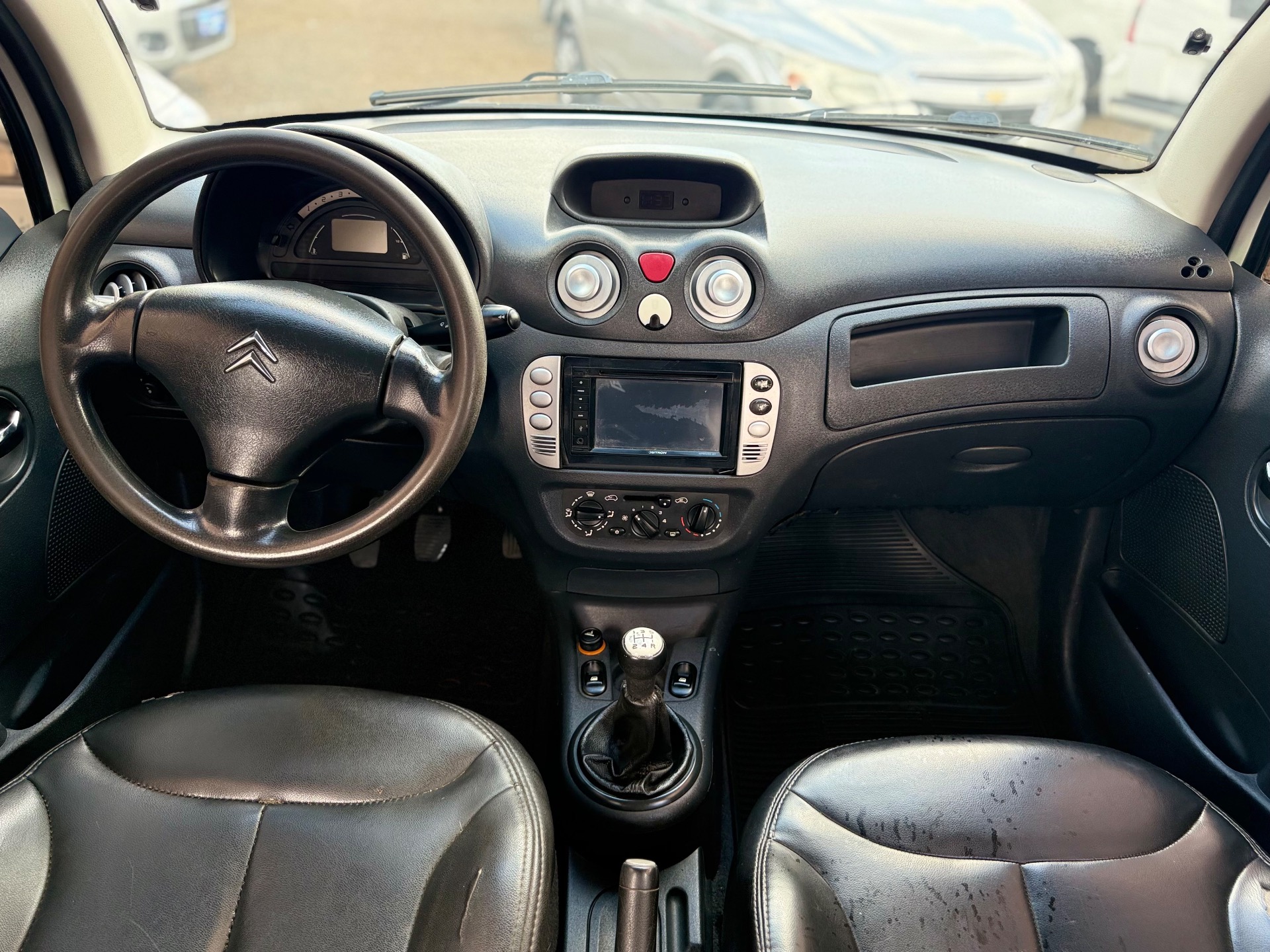 Citroën C3 Glx 1.4 Glx Sonora 1.4 Flex 8V 5P - foto 7