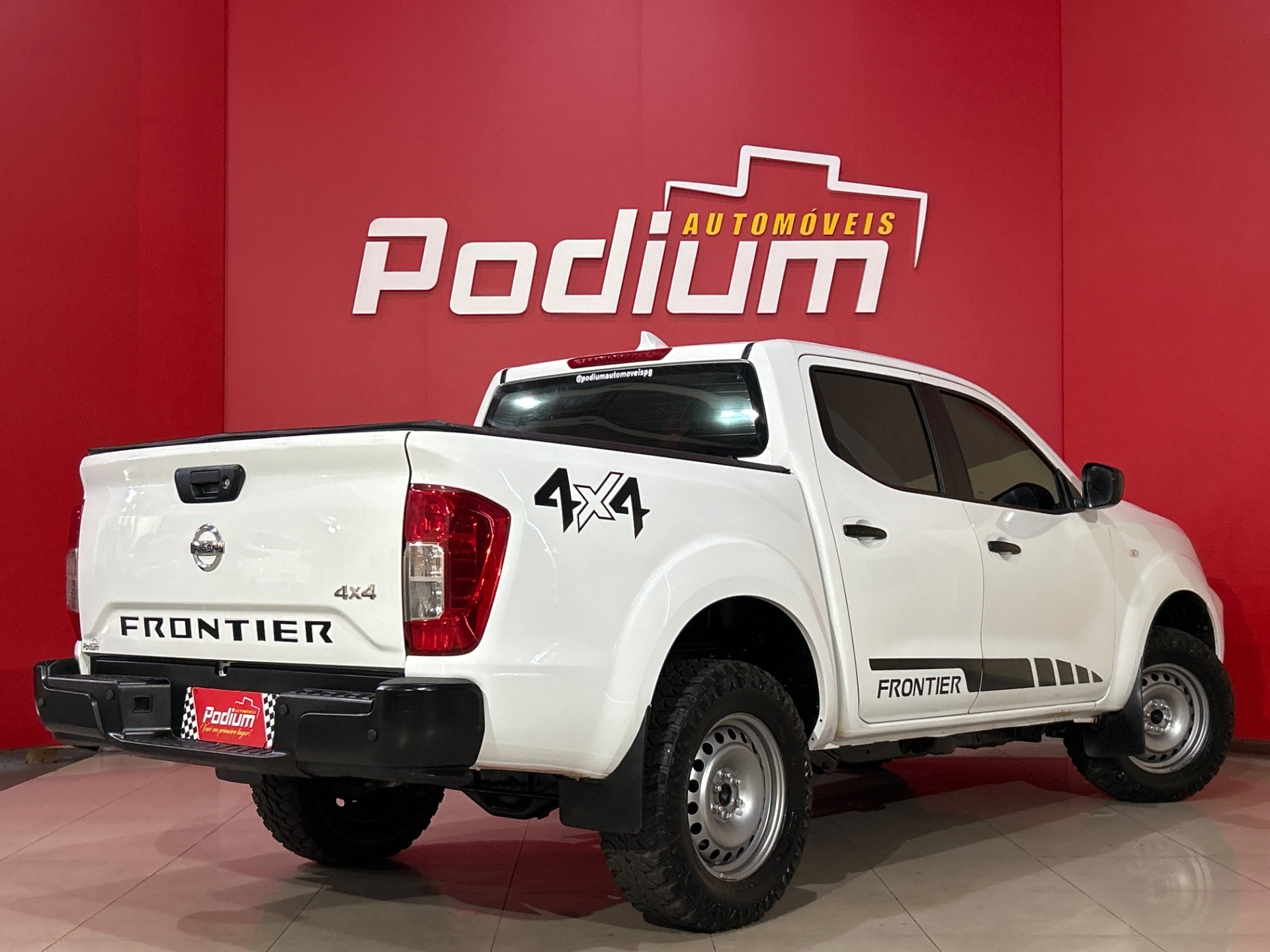 Nissan Frontier S Cd 4X4 2.3 Tb Diesel Mec. - foto 3