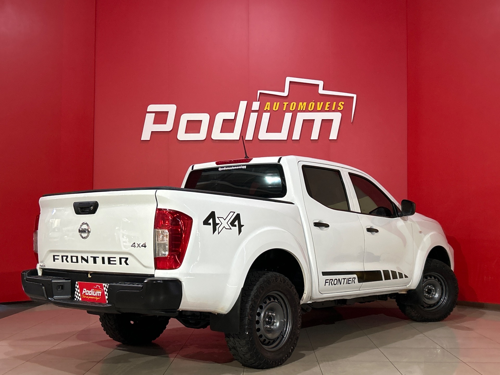 Nissan Frontier S Cd 4X4 2.3 Tb Diesel Mec. - foto 3