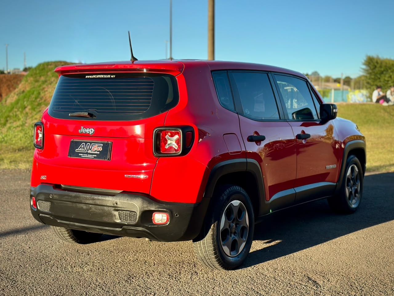 Jeep Renegade Sport 1.8 4X2 Flex 16V Aut. - foto 6