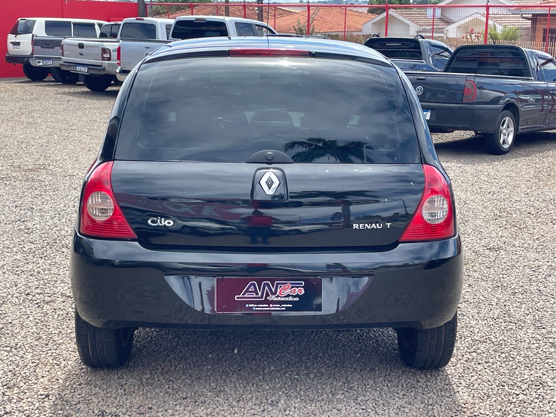 Renault Clio Hi Flex 1.0 16V 5P - foto 5