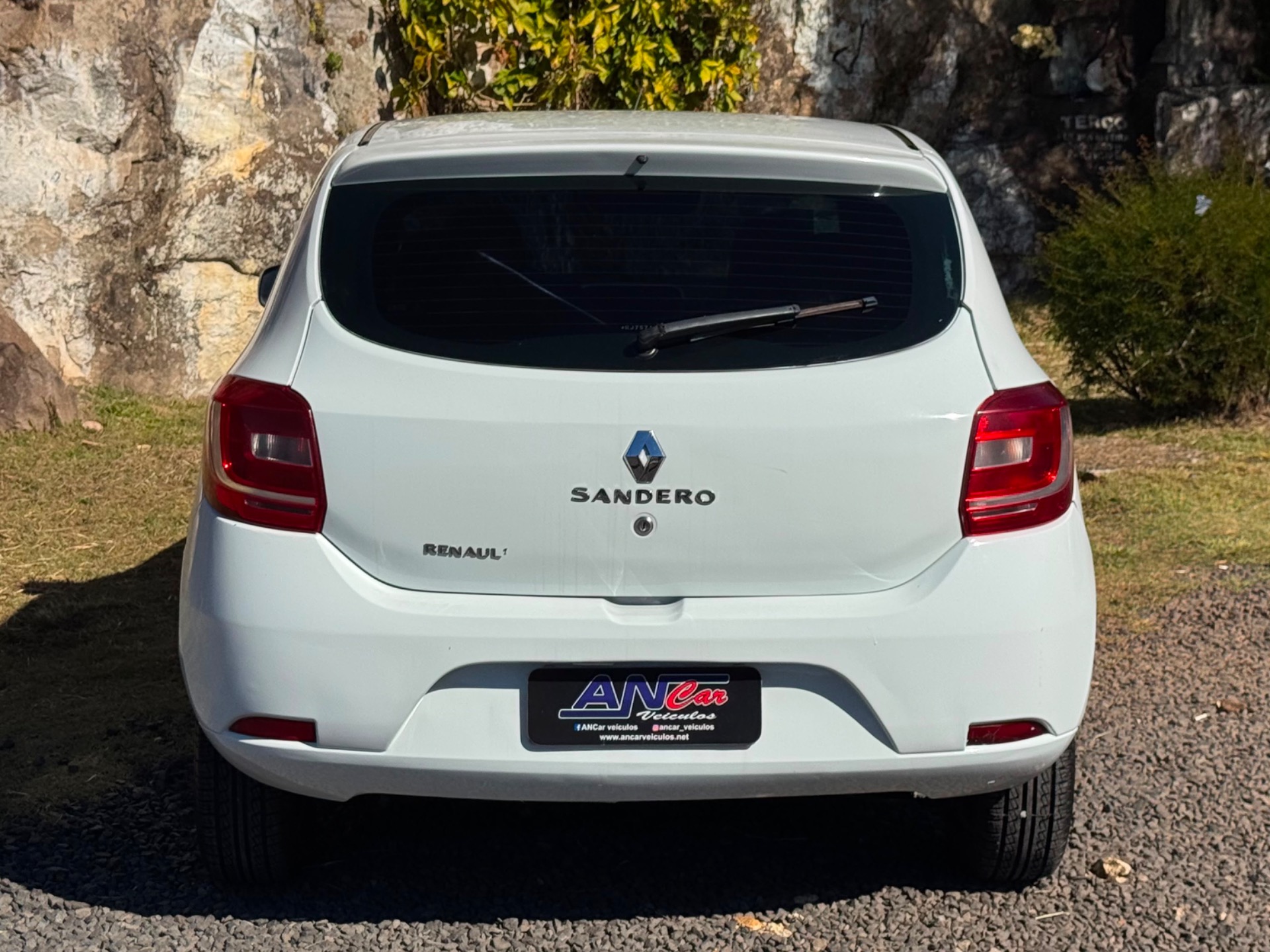 Renault Sandero Authentique Flex 1.0 12V 5P - foto 5
