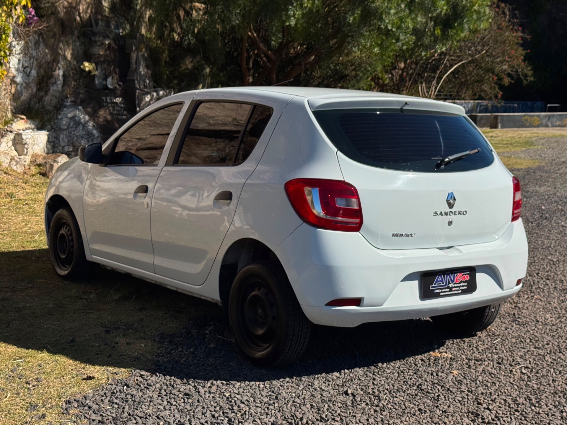 Renault Sandero Authentique Flex 1.0 12V 5P - foto 4