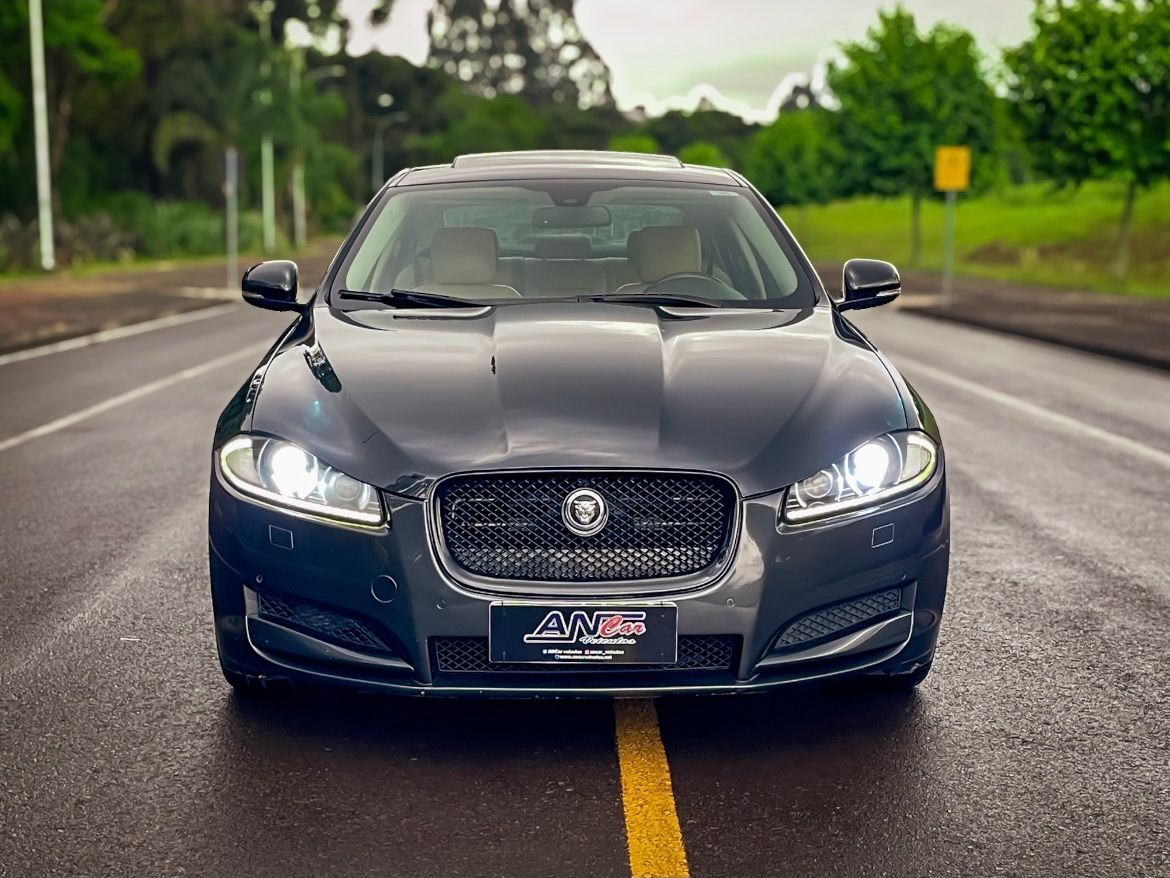 Jaguar XF 2.0 Turbo 16V 240cv Aut. - foto 2