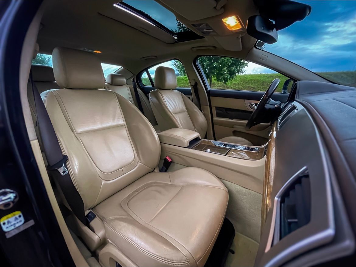 Jaguar XF 2.0 Turbo 16V 240cv Aut. - foto 9