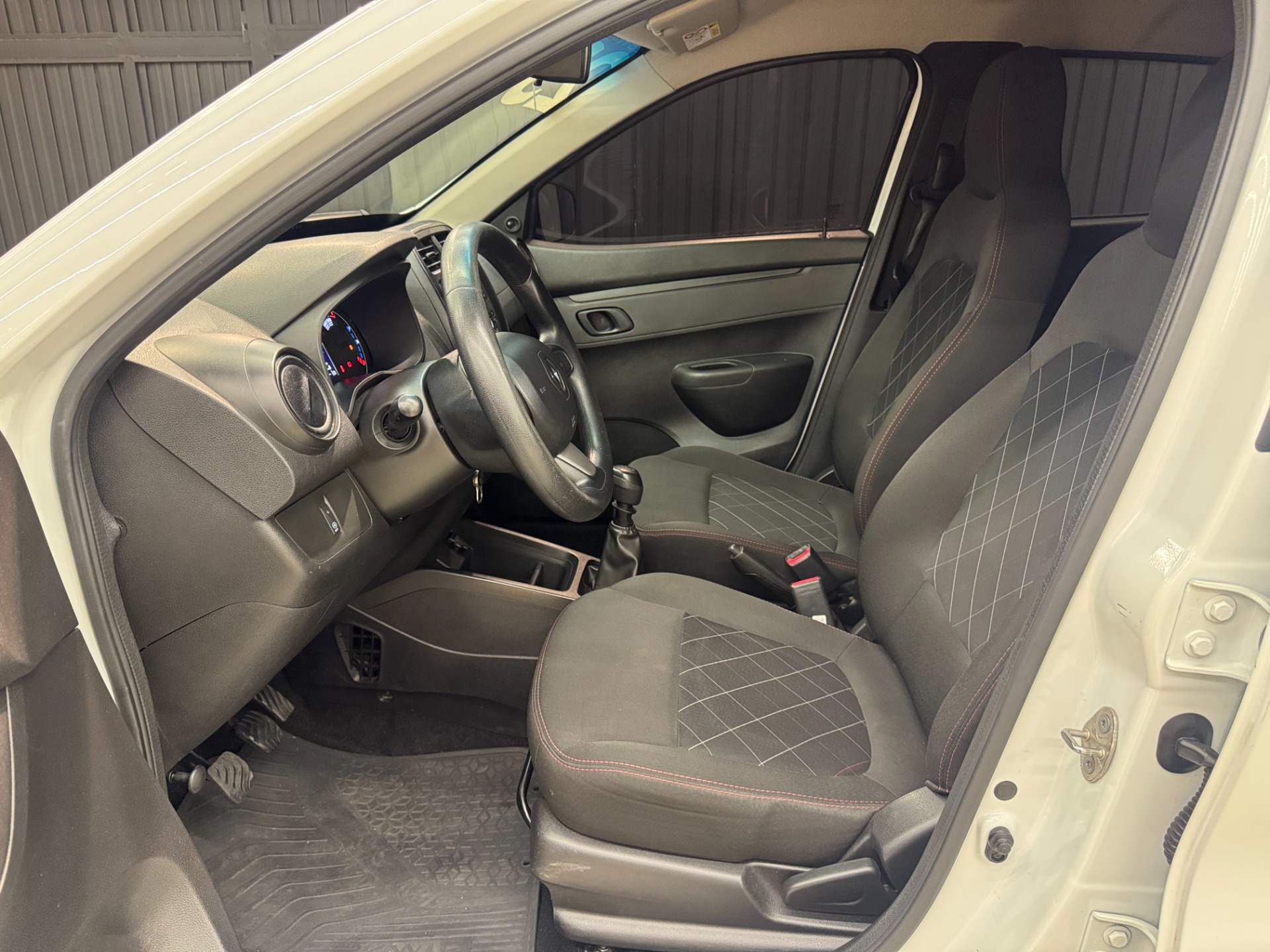 Renault Kwid Zen 1.0 Flex 12V 5P Mec. - foto 15