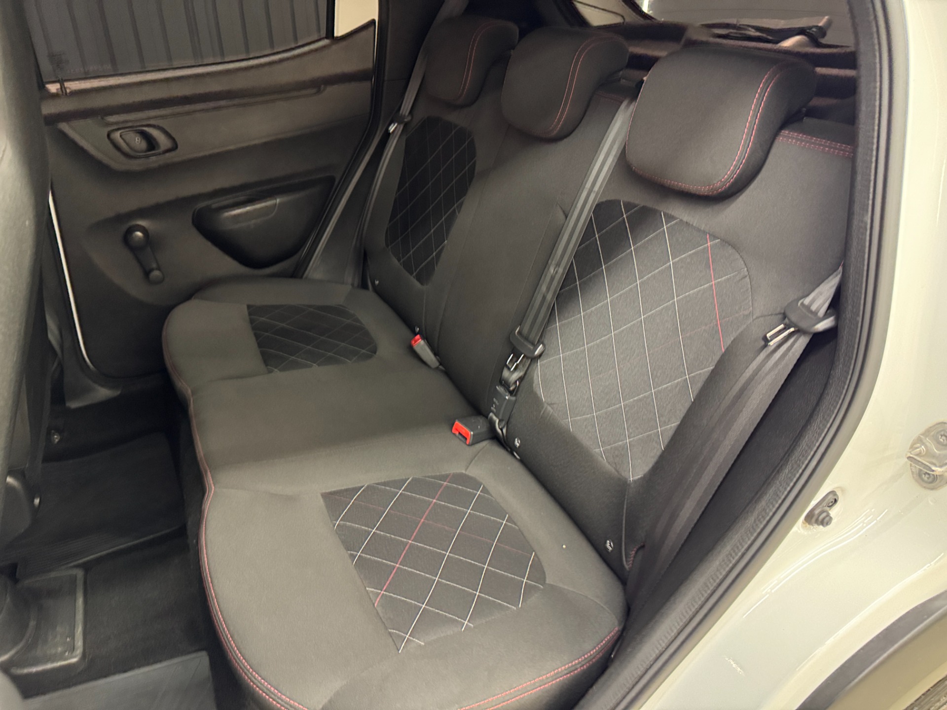 Renault Kwid Zen 1.0 Flex 12V 5P Mec. - foto 17