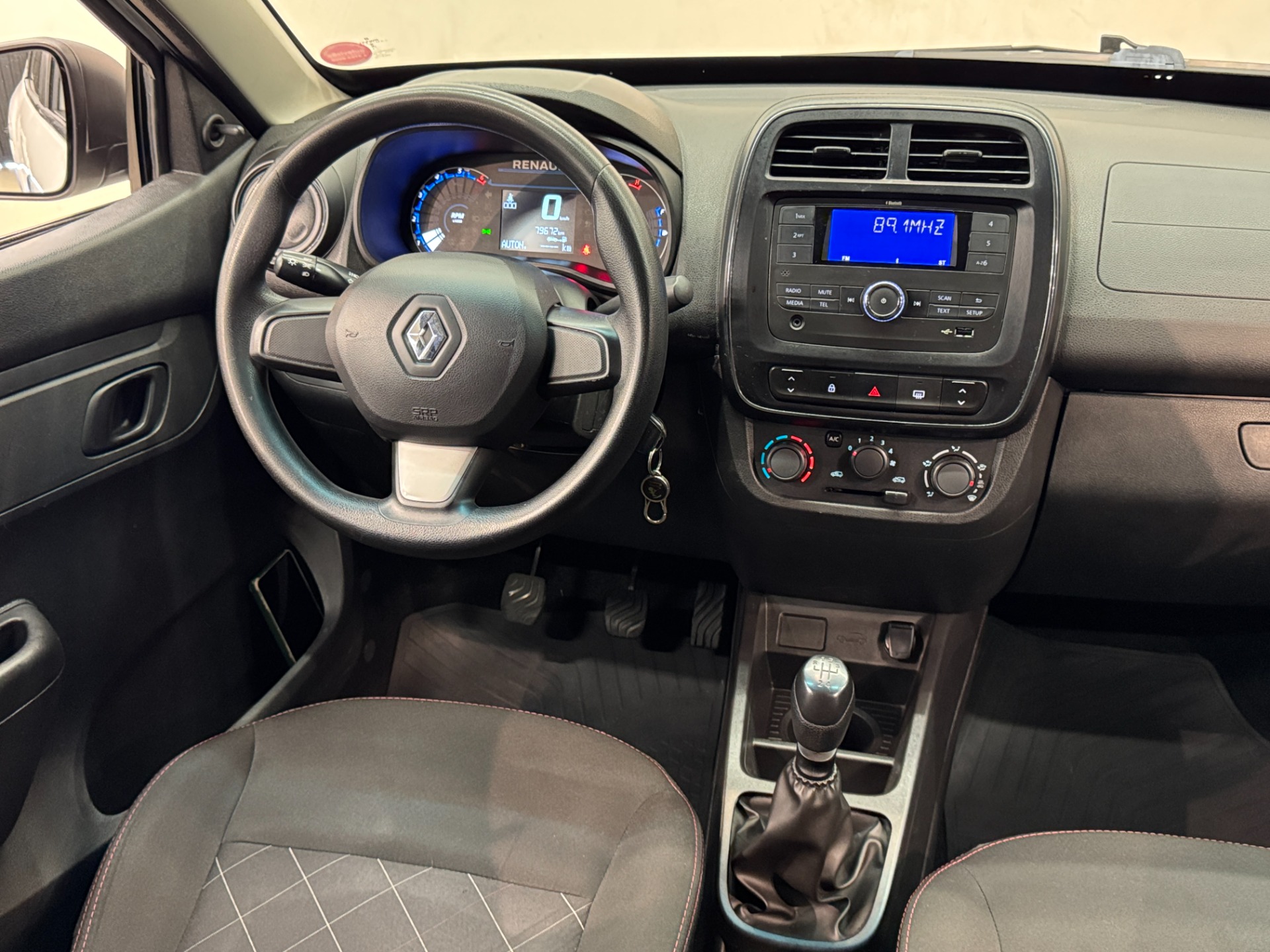 Renault Kwid Zen 1.0 Flex 12V 5P Mec. - foto 10