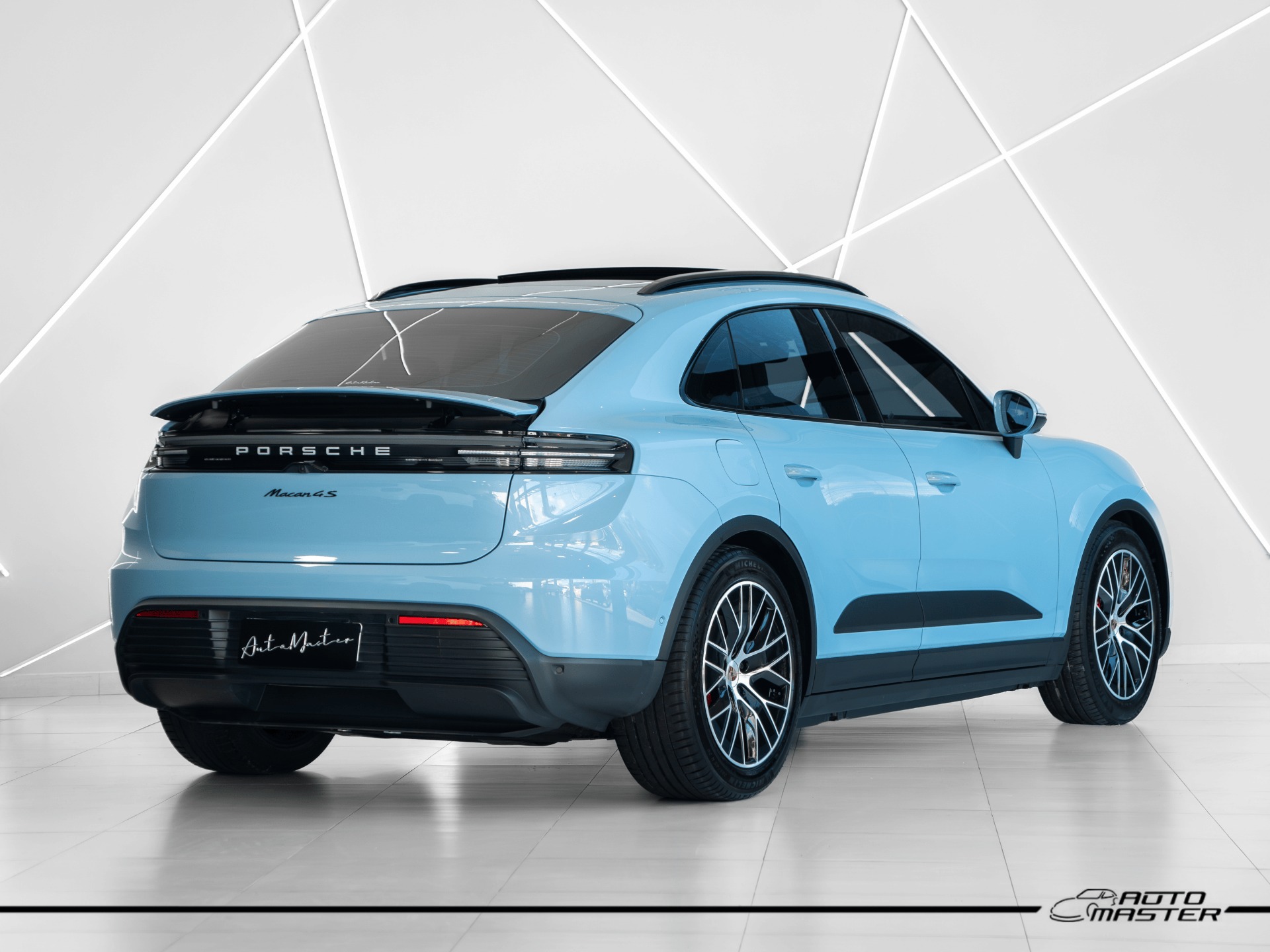 Porsche Macan 2025