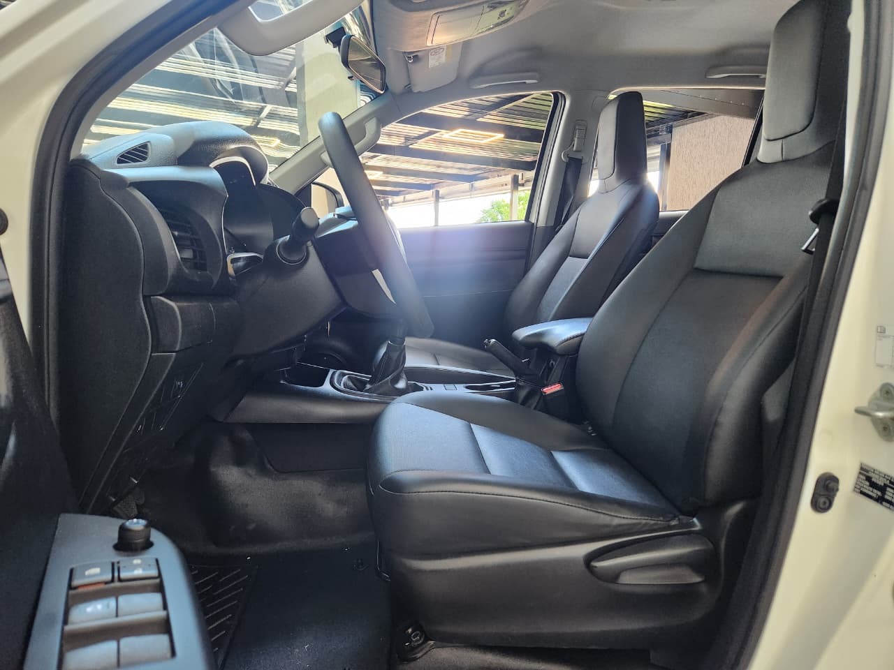 Toyota Hilux Cd 4X4 2.8 Diesel Mec. - foto 12