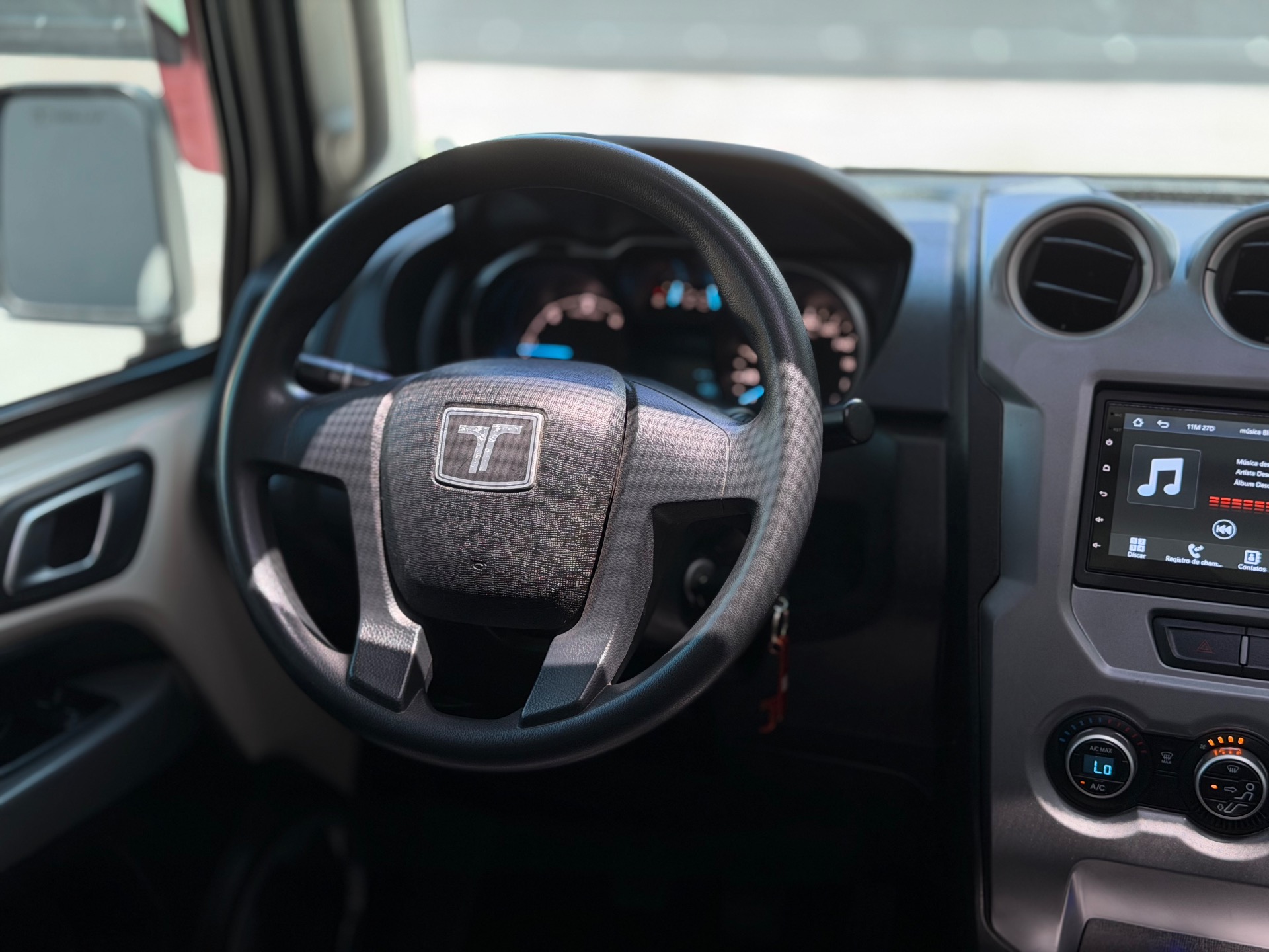 Troller T-4 4X4 3.2 20V TDI Cap. Rígida Diesel - foto 6
