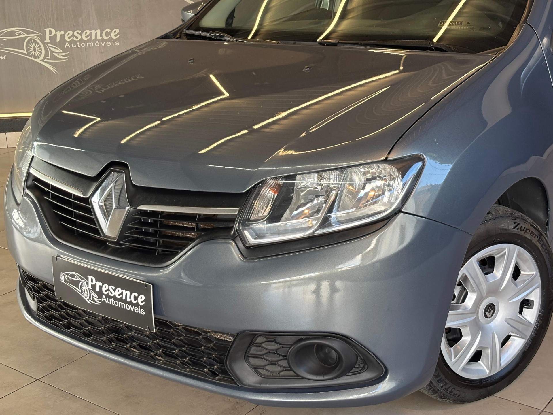 Renault Sandero Expression Flex 1.6 16V 5P - foto 2