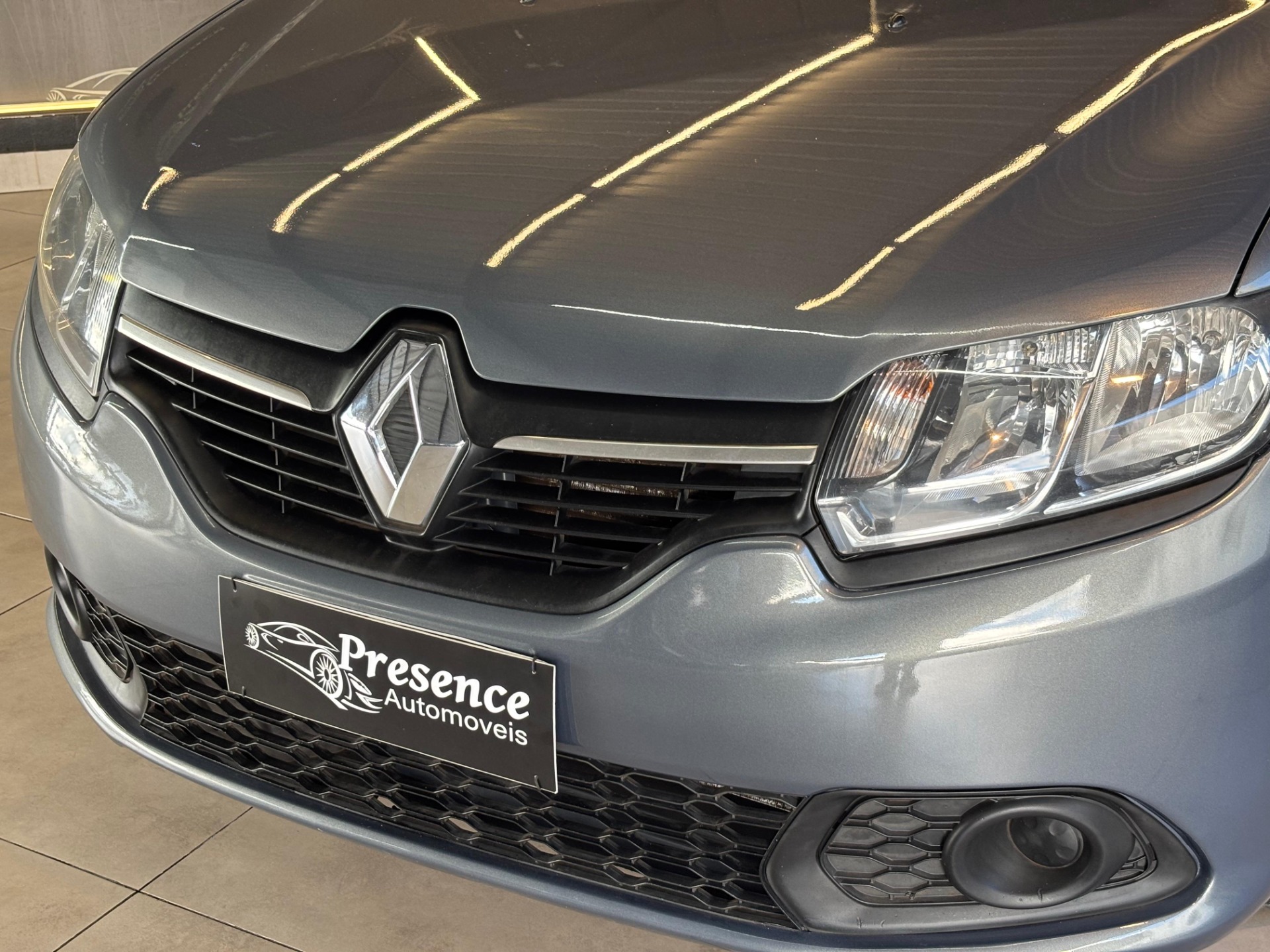 Renault Sandero Expression Flex 1.6 16V 5P - foto 3