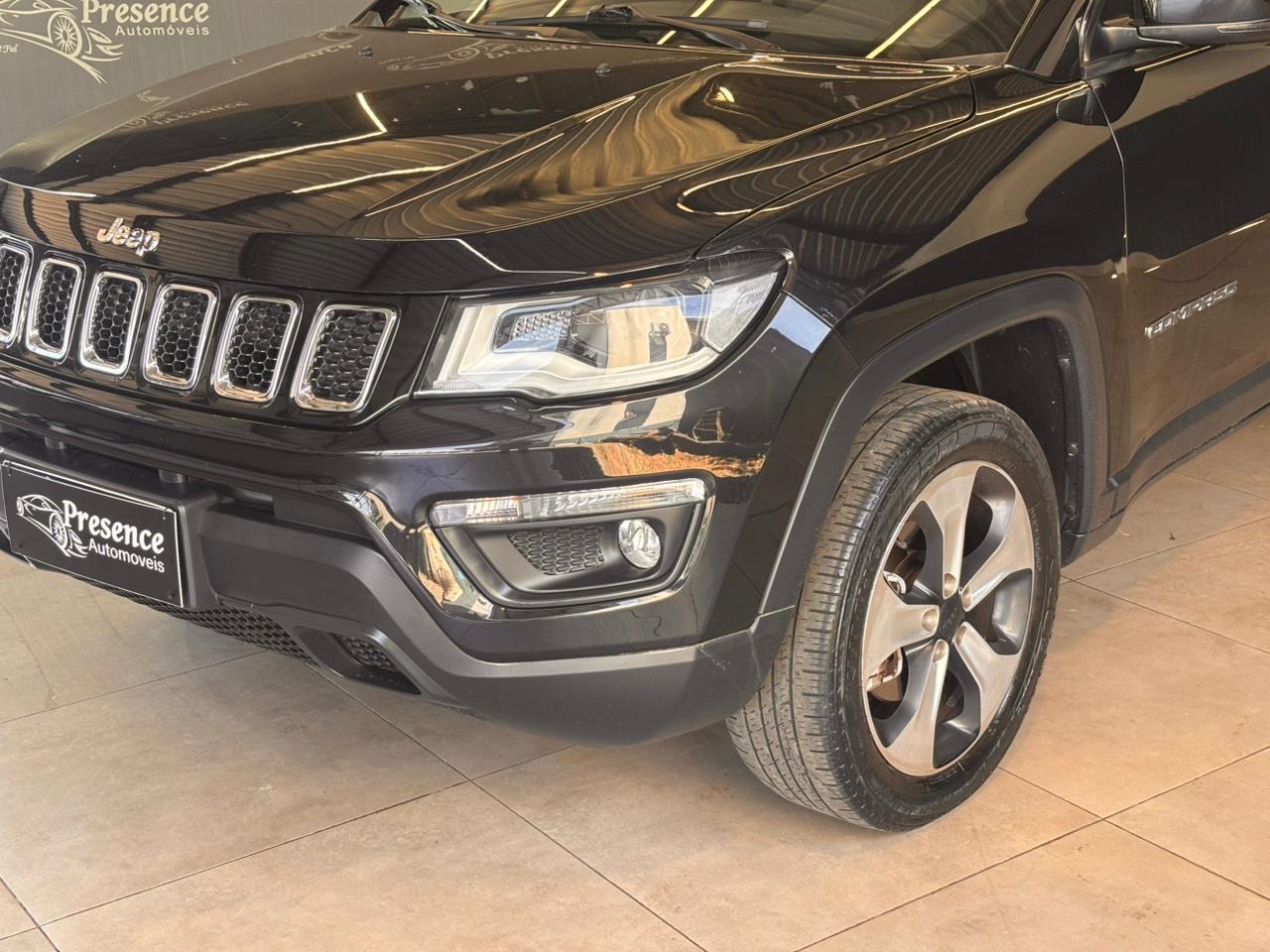 Jeep Compass Longitude 2.0 4X4 Dies. 16V Aut. - foto 10