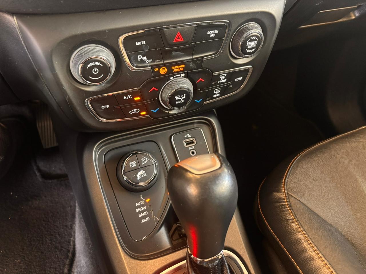 Jeep Compass Longitude 2.0 4X4 Dies. 16V Aut. - foto 11