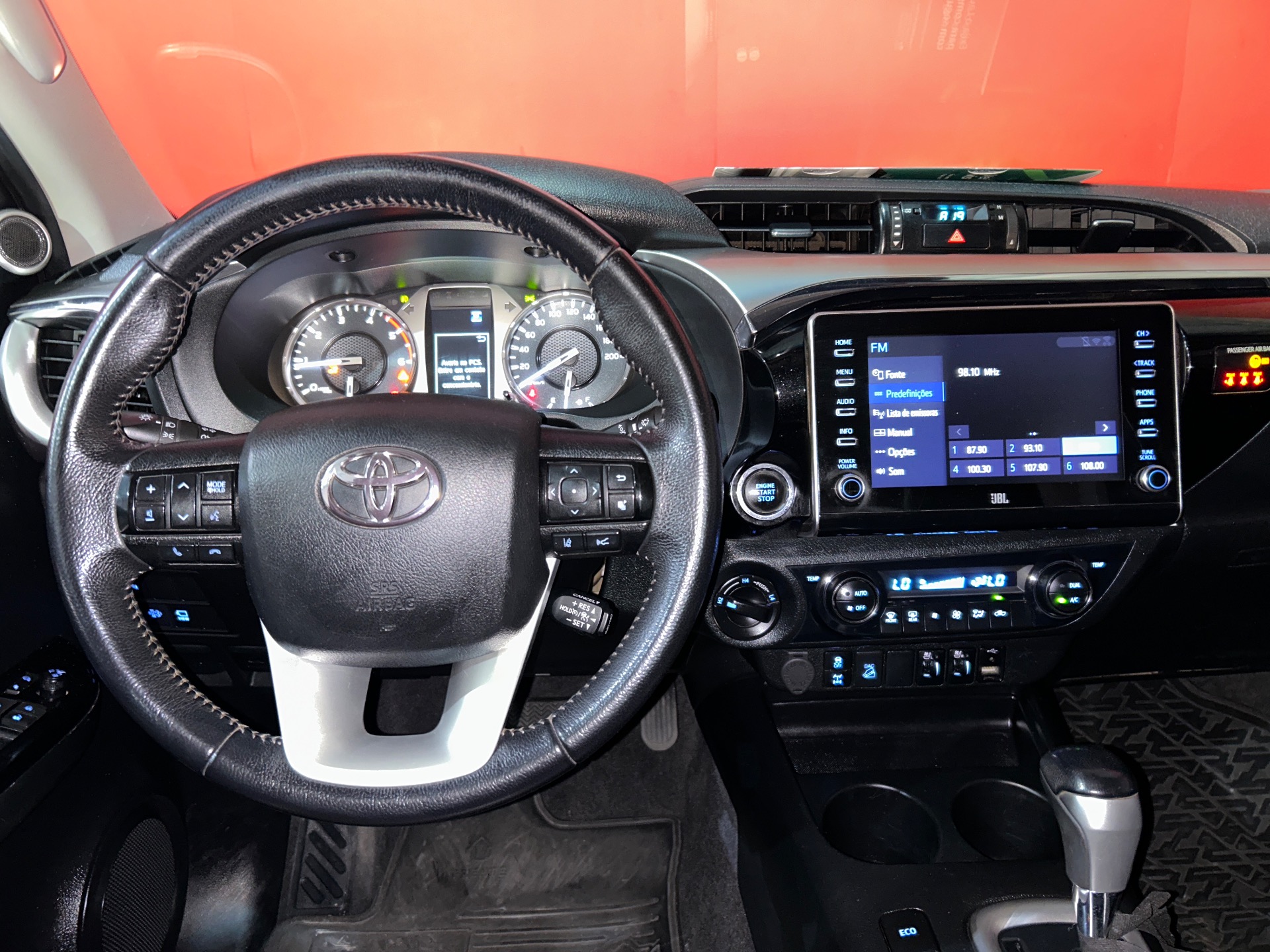 Toyota Hilux Cd Srx 4X4 2.8 TDI 16V Diesel Aut. - foto 11