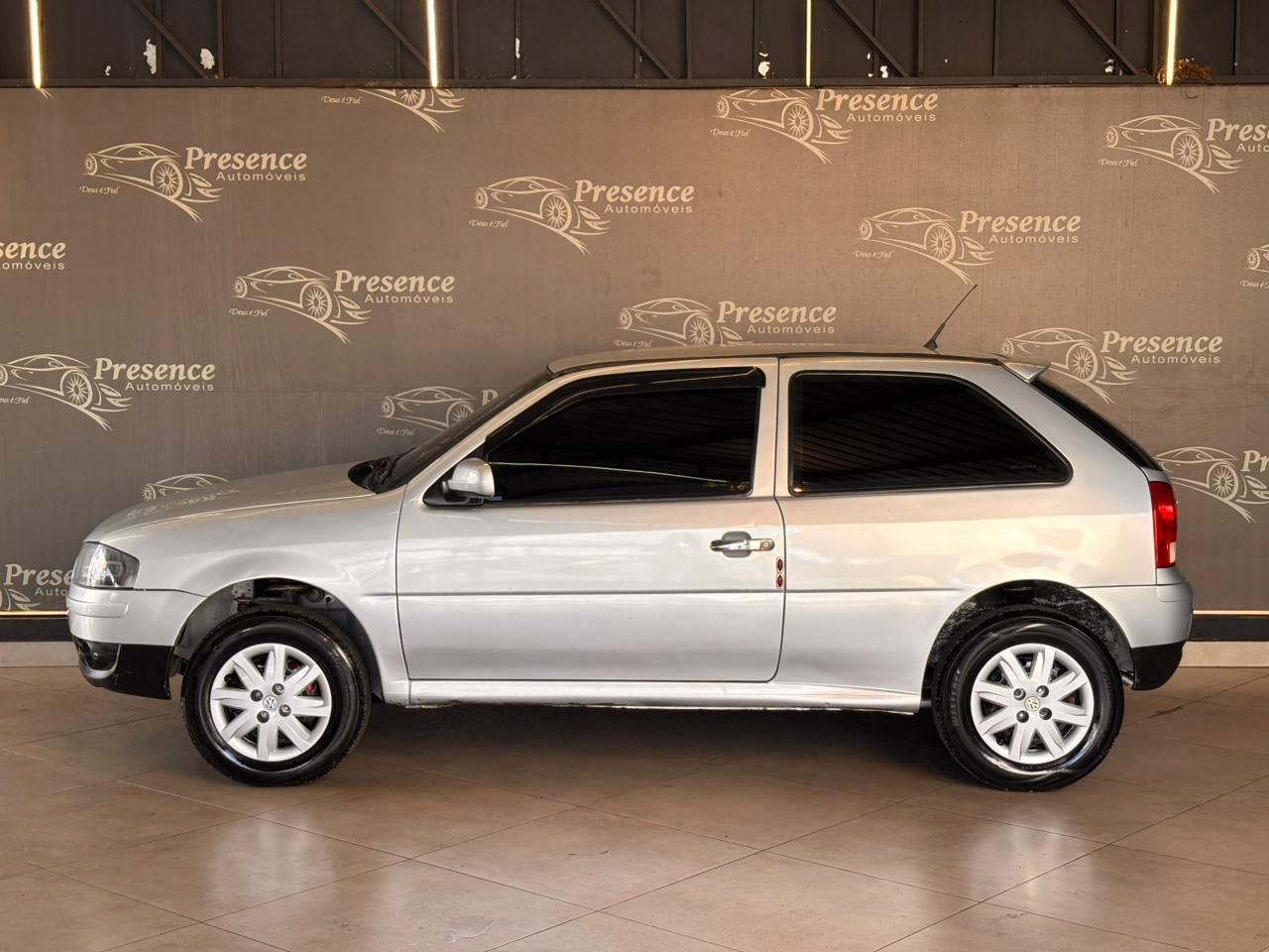 Volkswagen Gol (novo) 1.0 Mi Total Flex 8V 2P - foto 4
