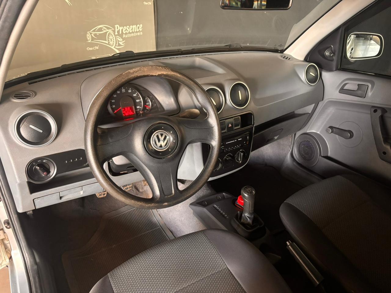 Volkswagen Gol (novo) 1.0 Mi Total Flex 8V 2P - foto 11
