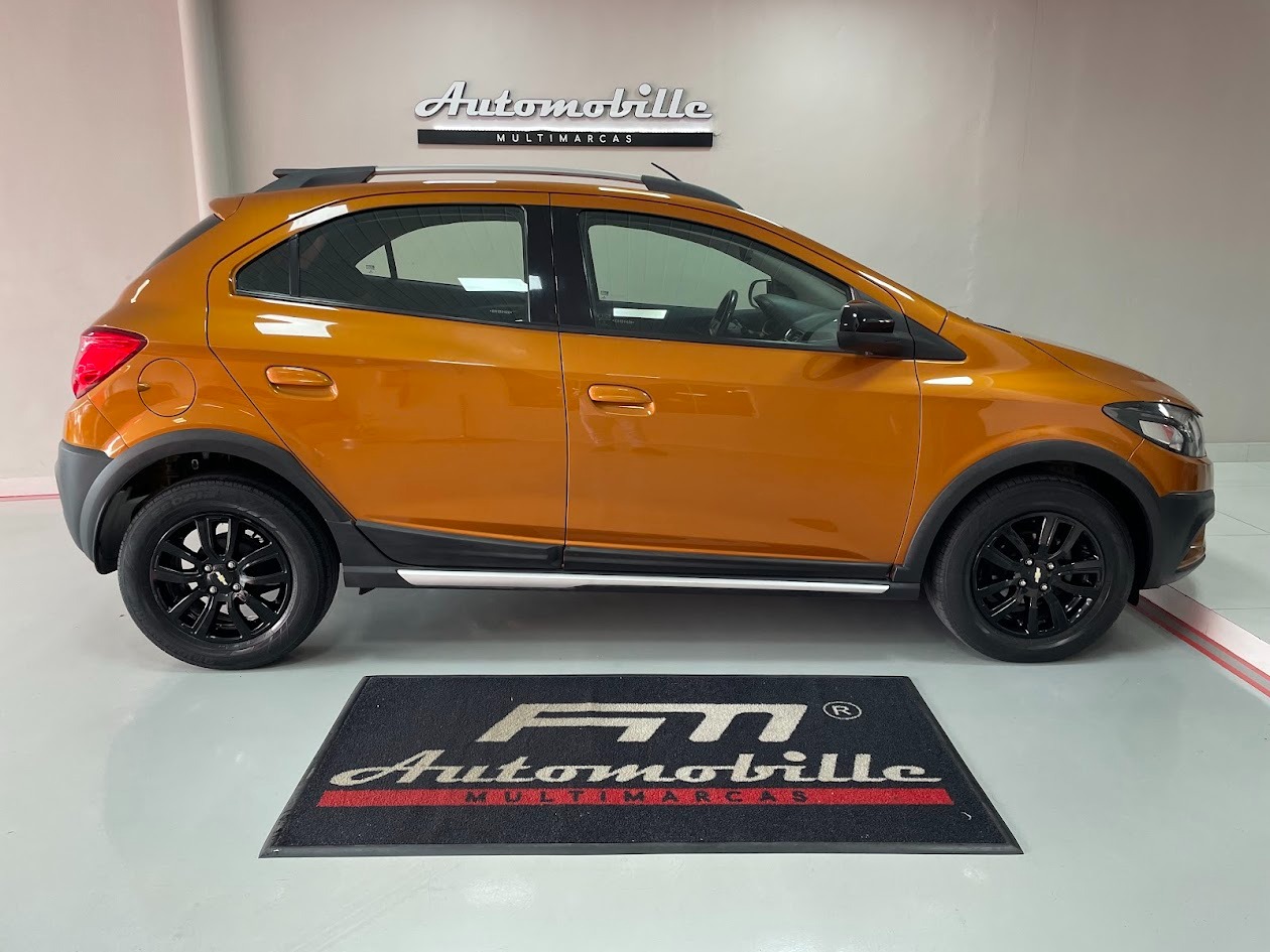 Chevrolet Onix Hatch Activ 1.4 8V Flex 5P Mec. - foto 4