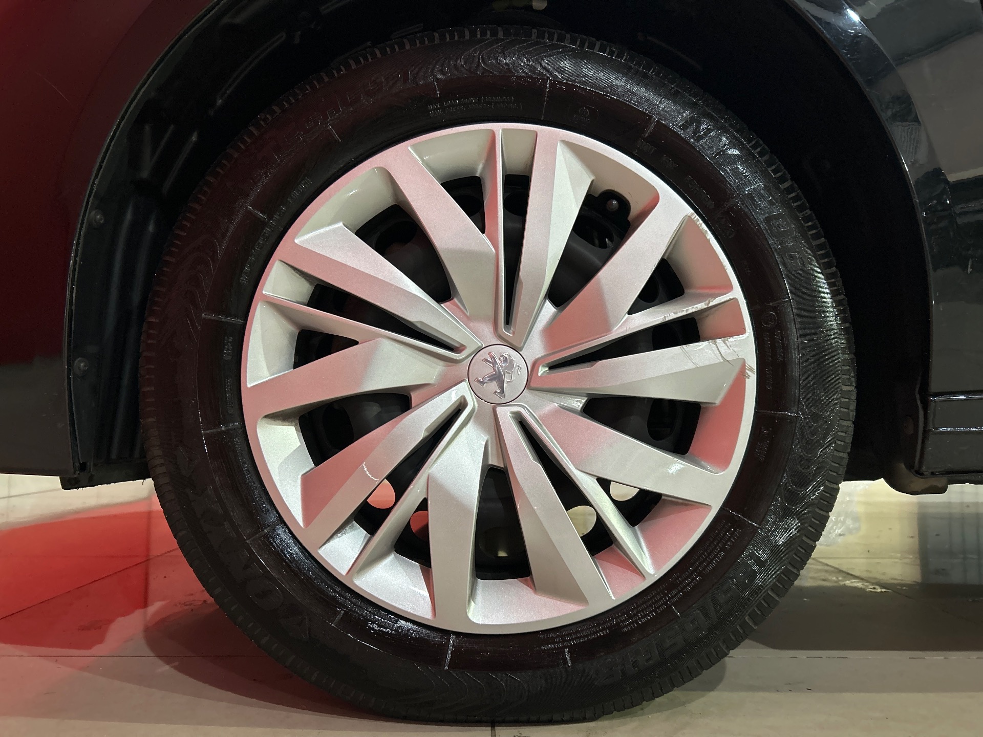 Peugeot 208 Like 1.0 Flex 6V 5P Mec. - foto 5