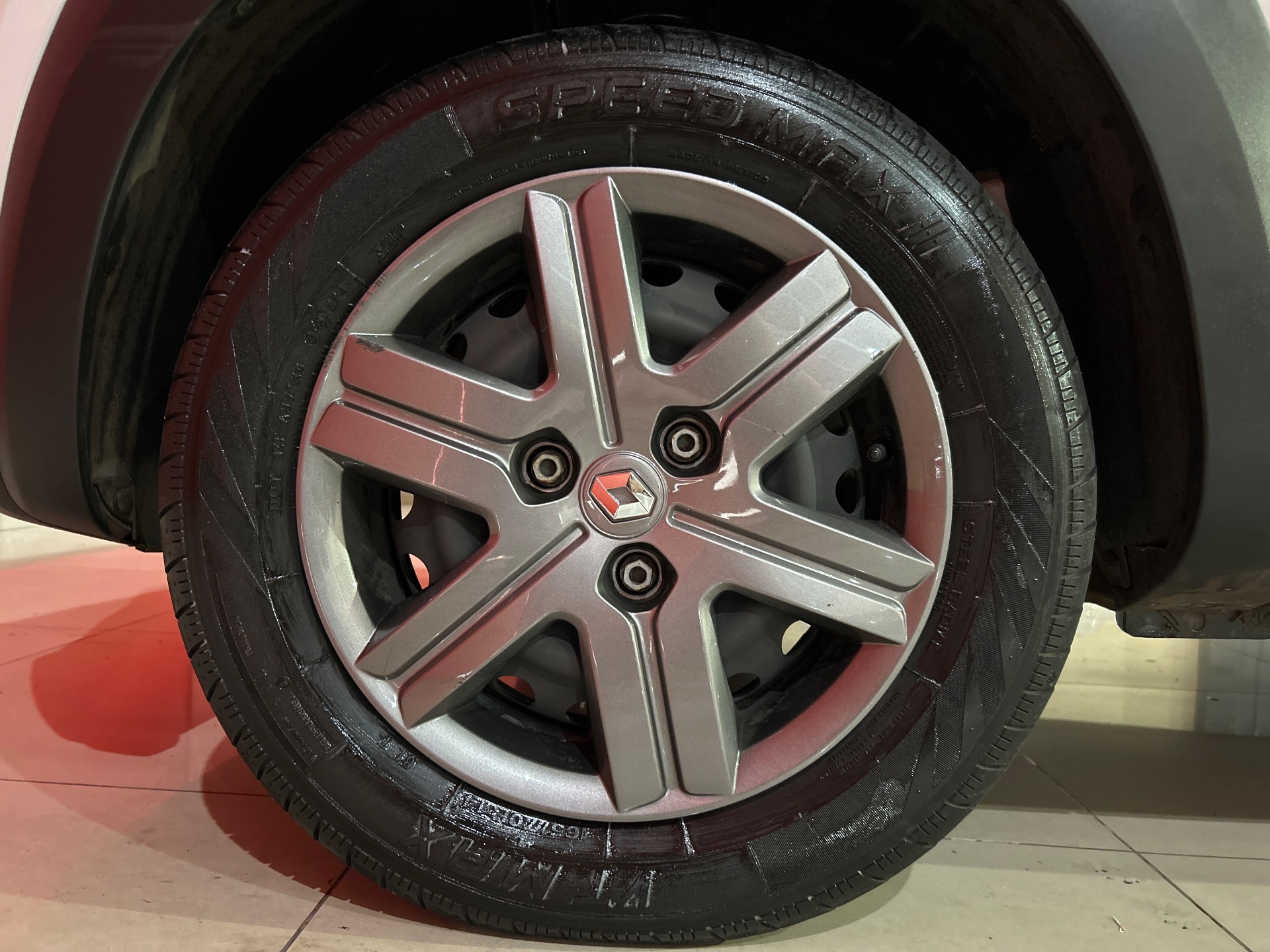 Renault Kwid Zen 1.0 Flex 12V 5P Mec. - foto 5