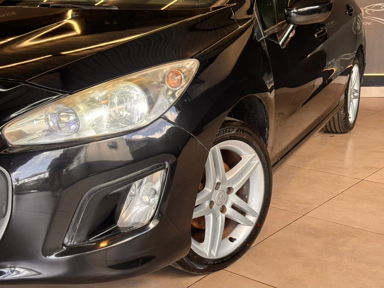 Peugeot 308 Allure 2.0 Flex 16V 5P Mec. - foto 2