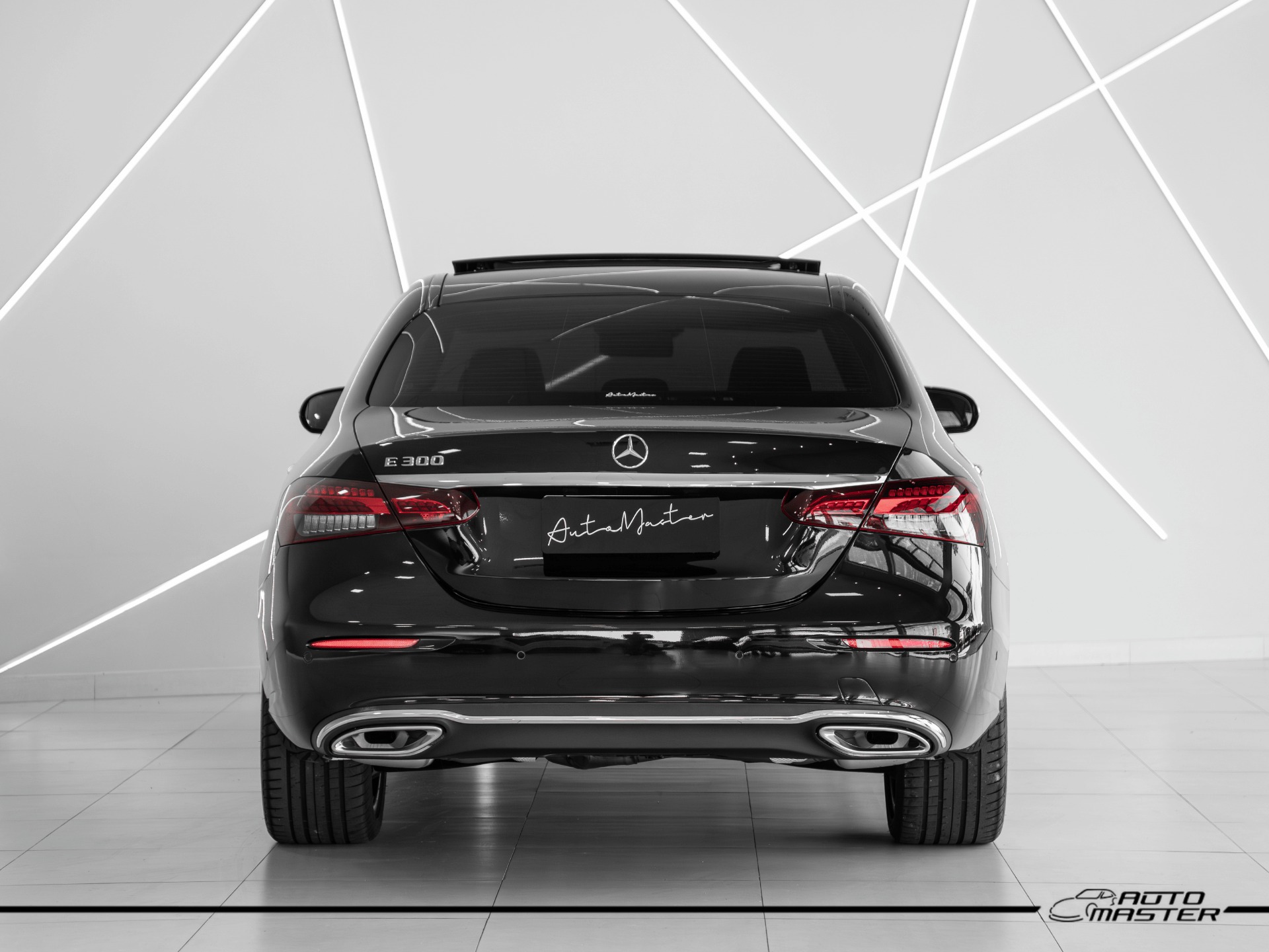 Mercedes E-300 2022
