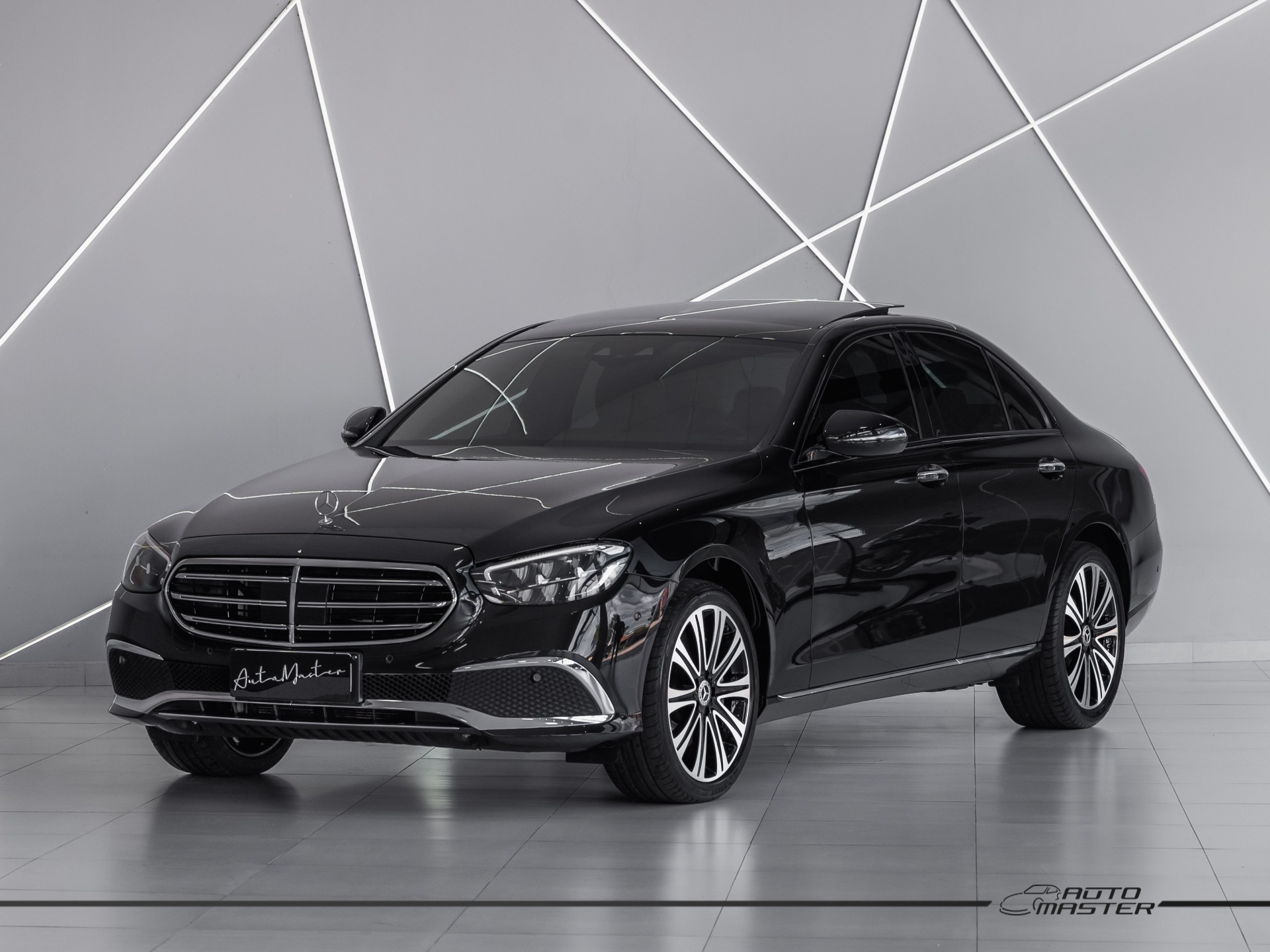 Mercedes E-300 2022