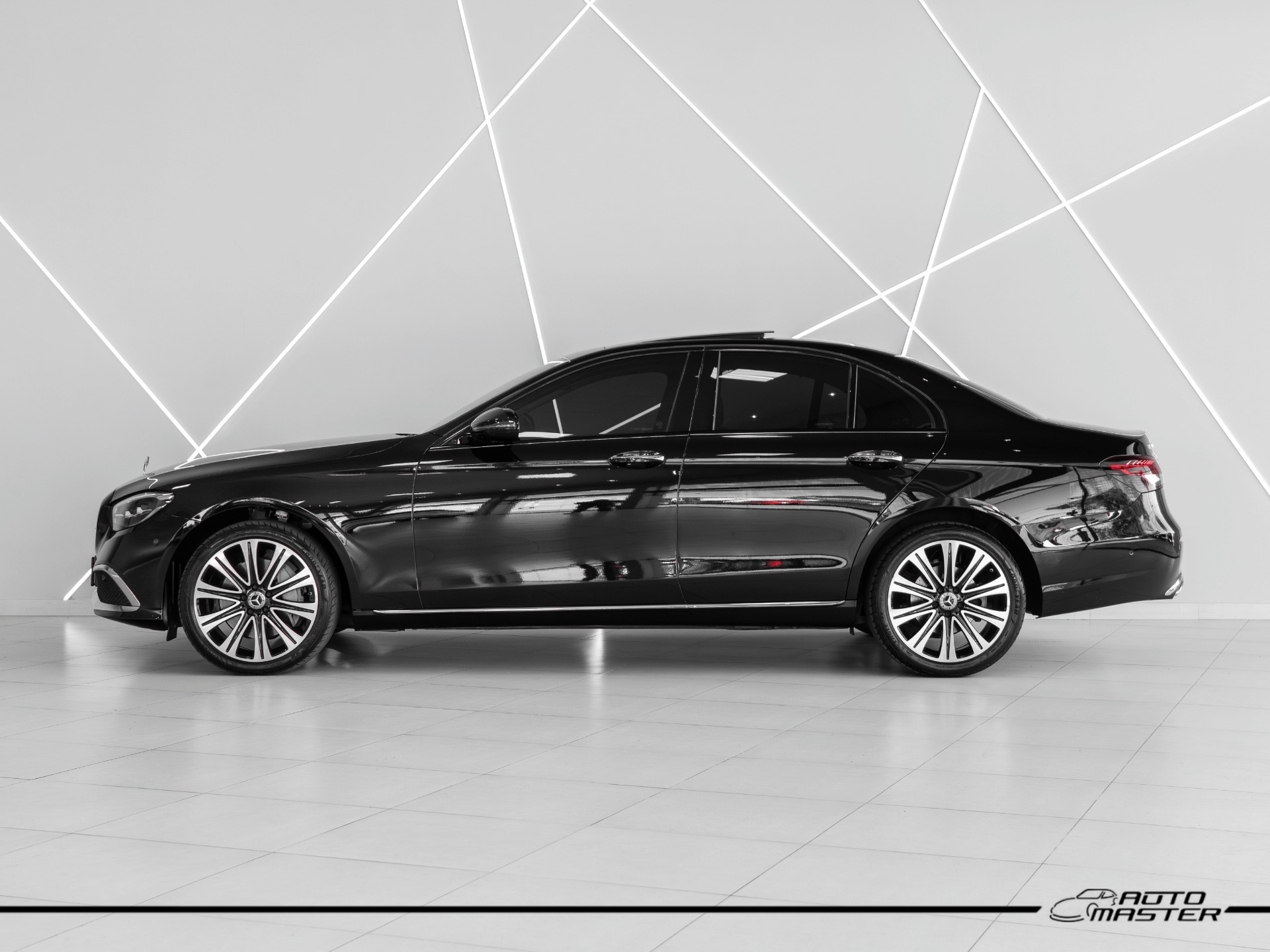 Mercedes E-300 2022