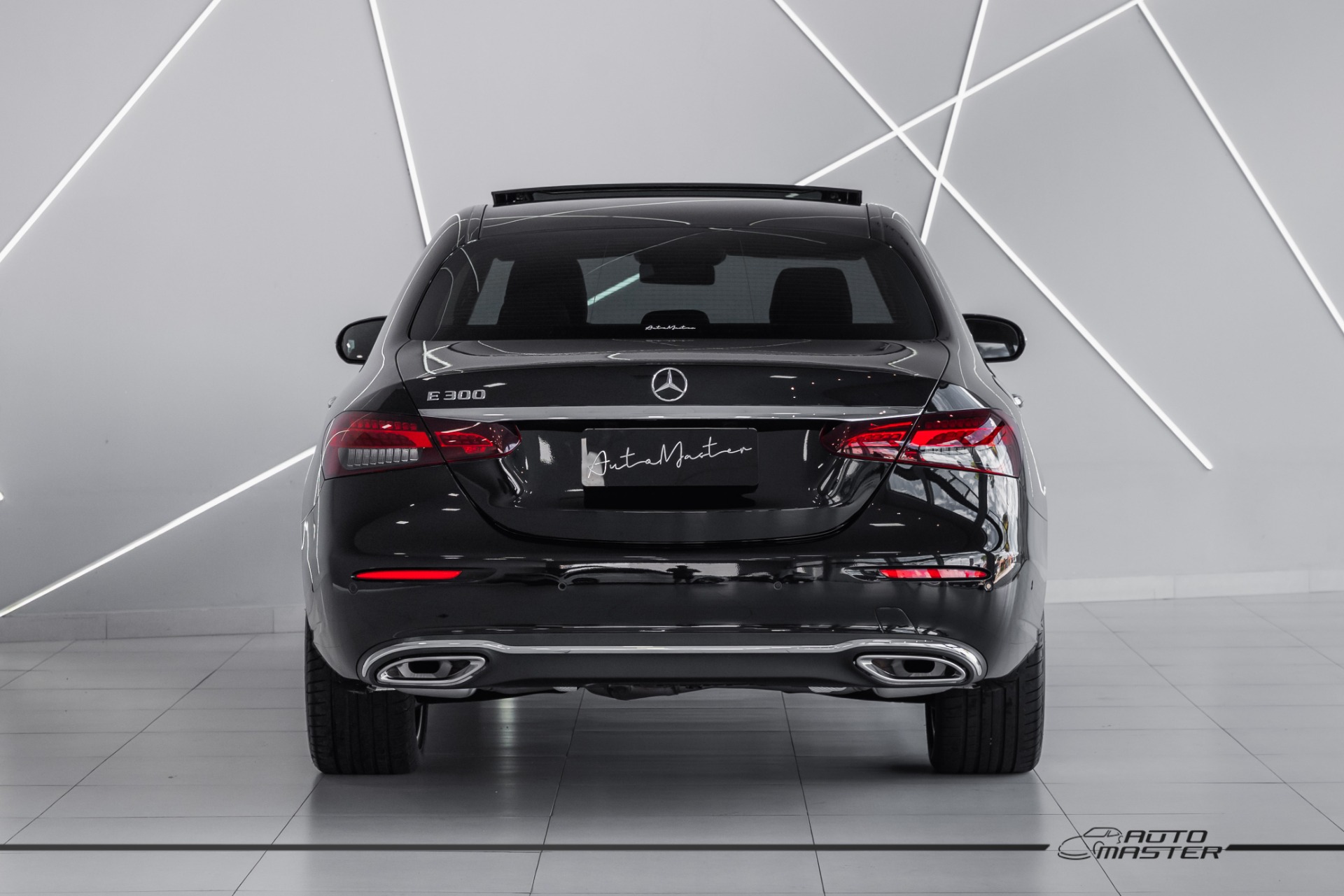 Mercedes E-300 2022